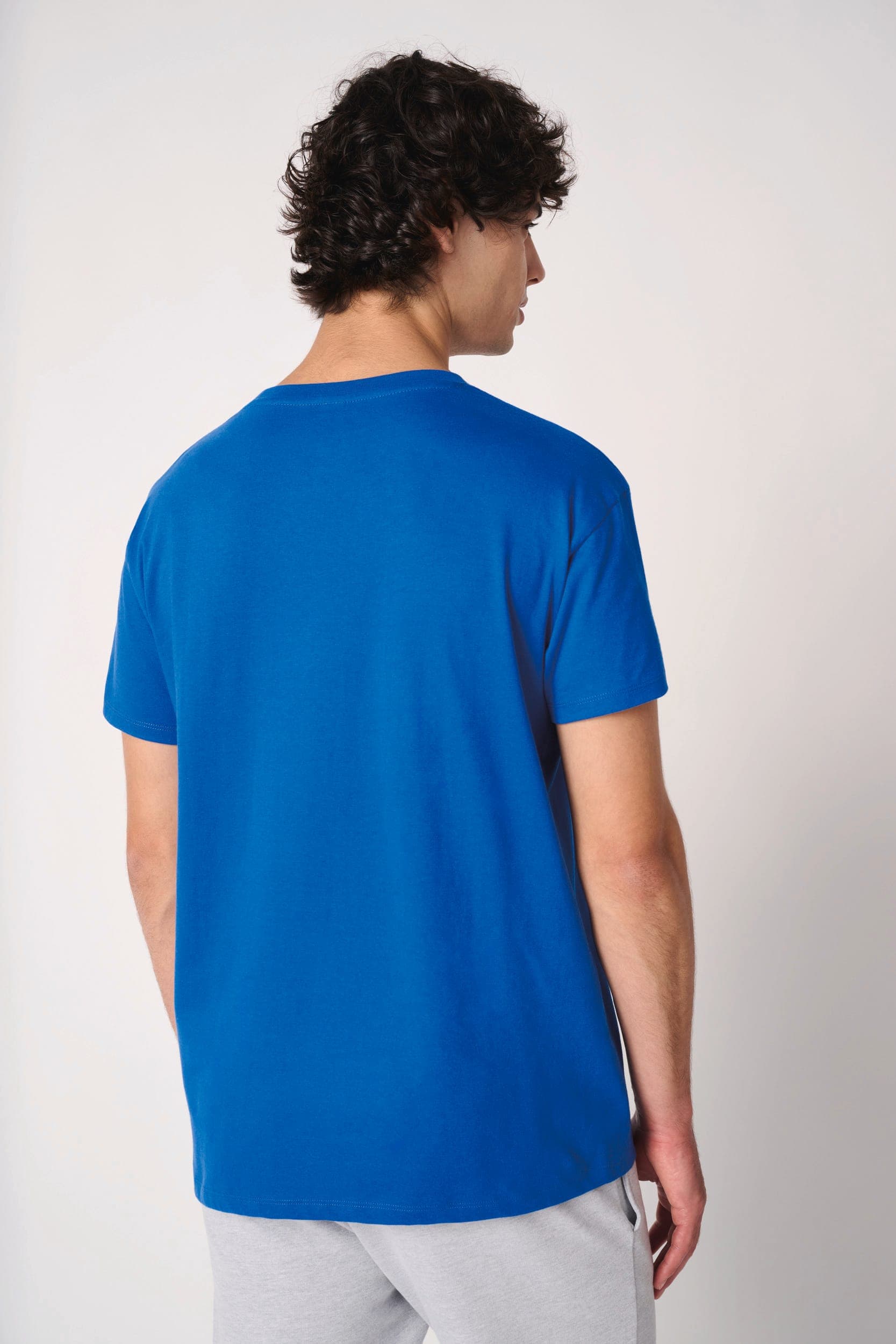 T-shirt unisexe iDeal170 en situation