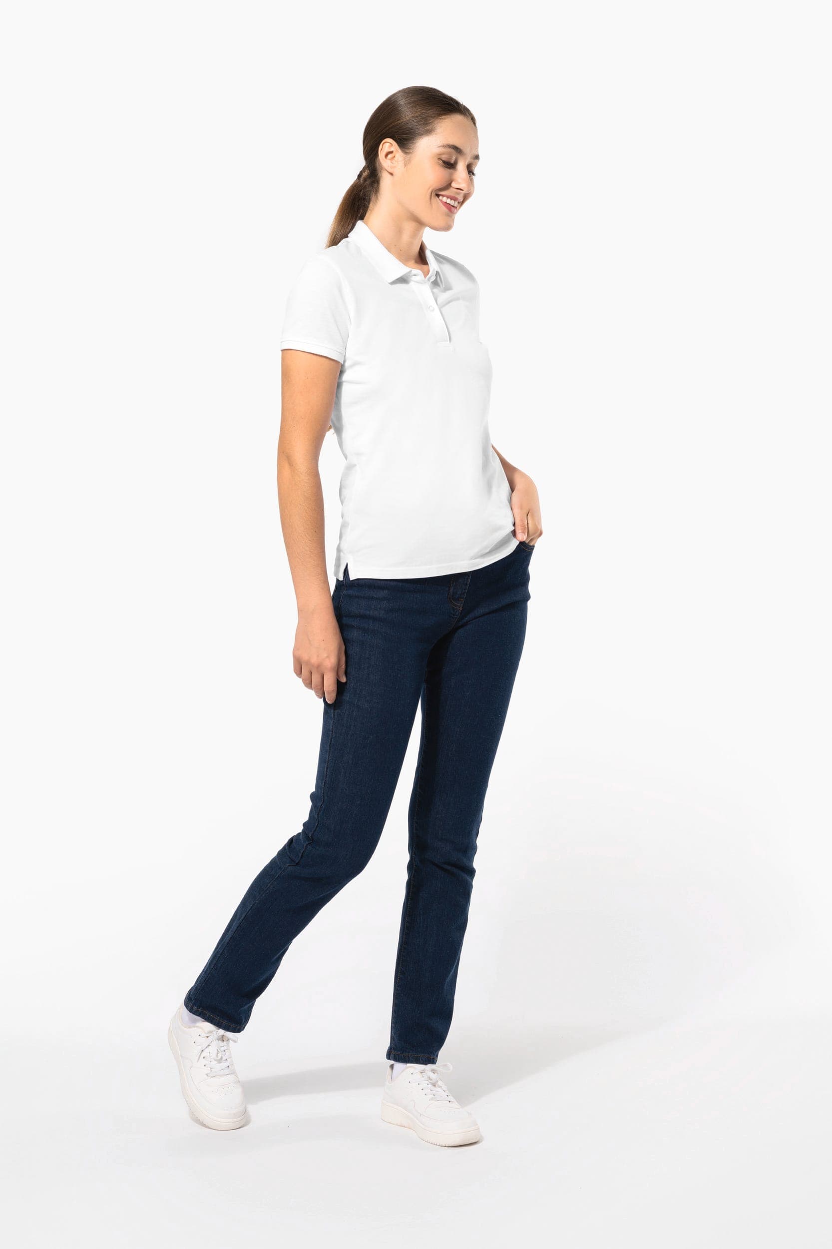 Jean basic femme en situation