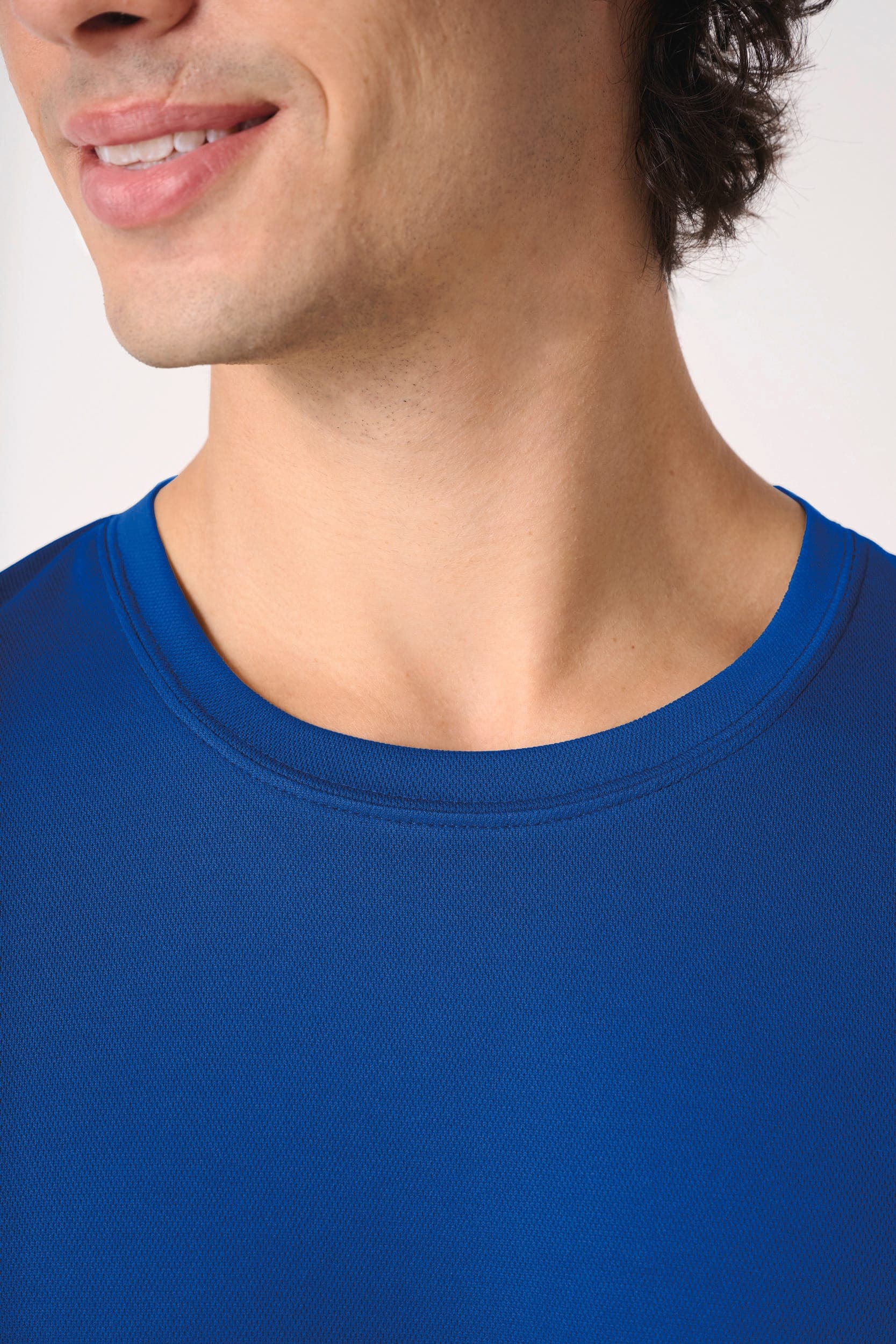 T-shirt sport homme Mercury en situation