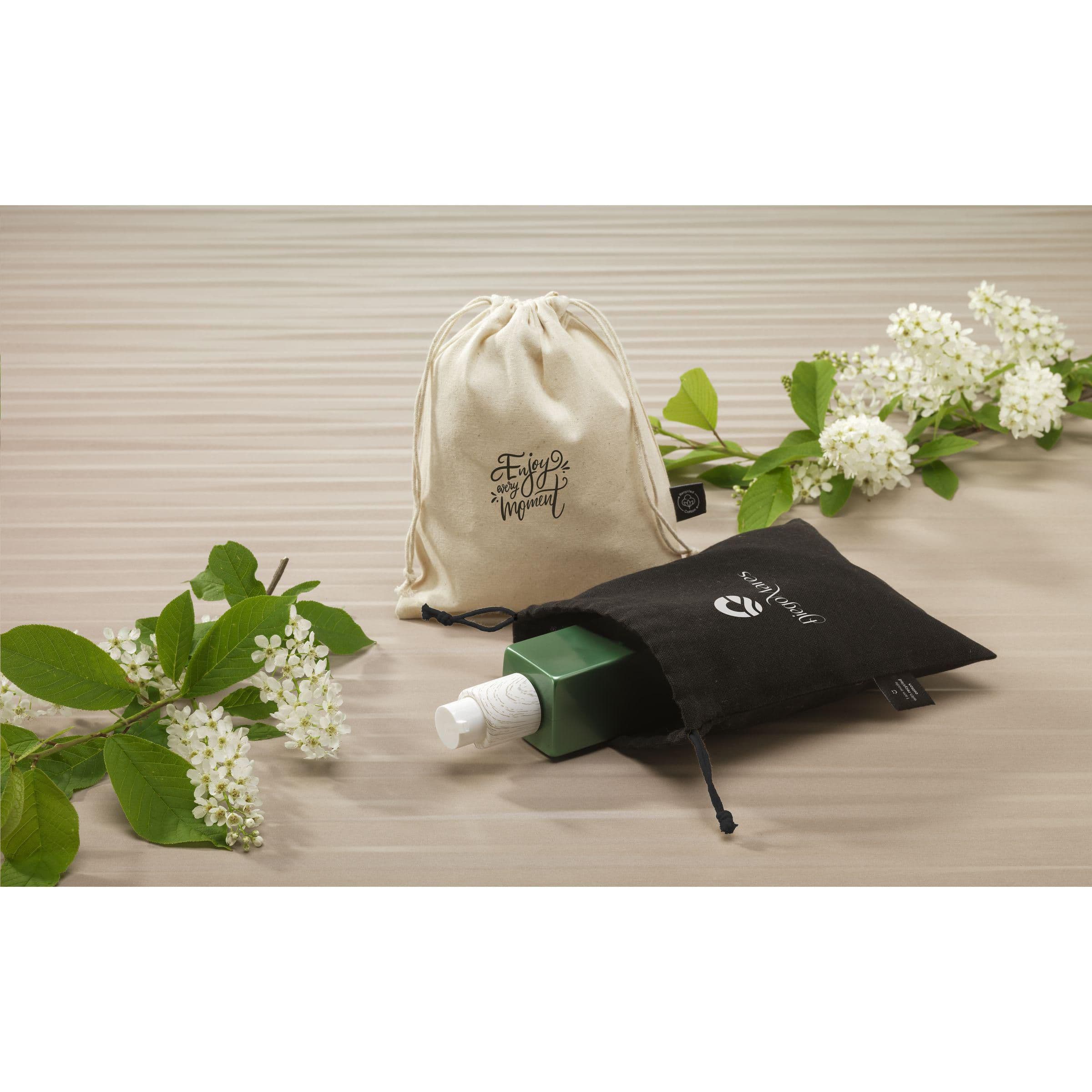 Pochette cadeau coton GRS recyclé (150 g/m²) S en situation