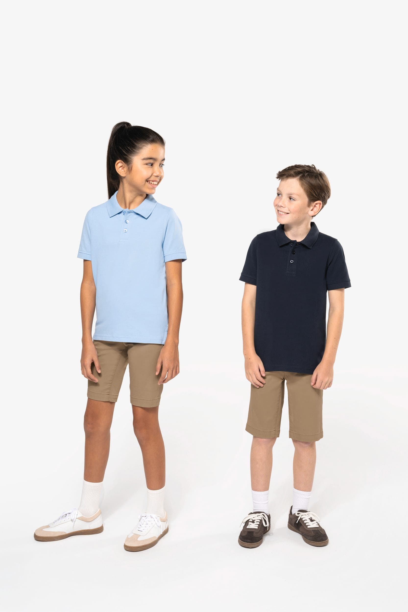 Polo manches courtes enfant en situation