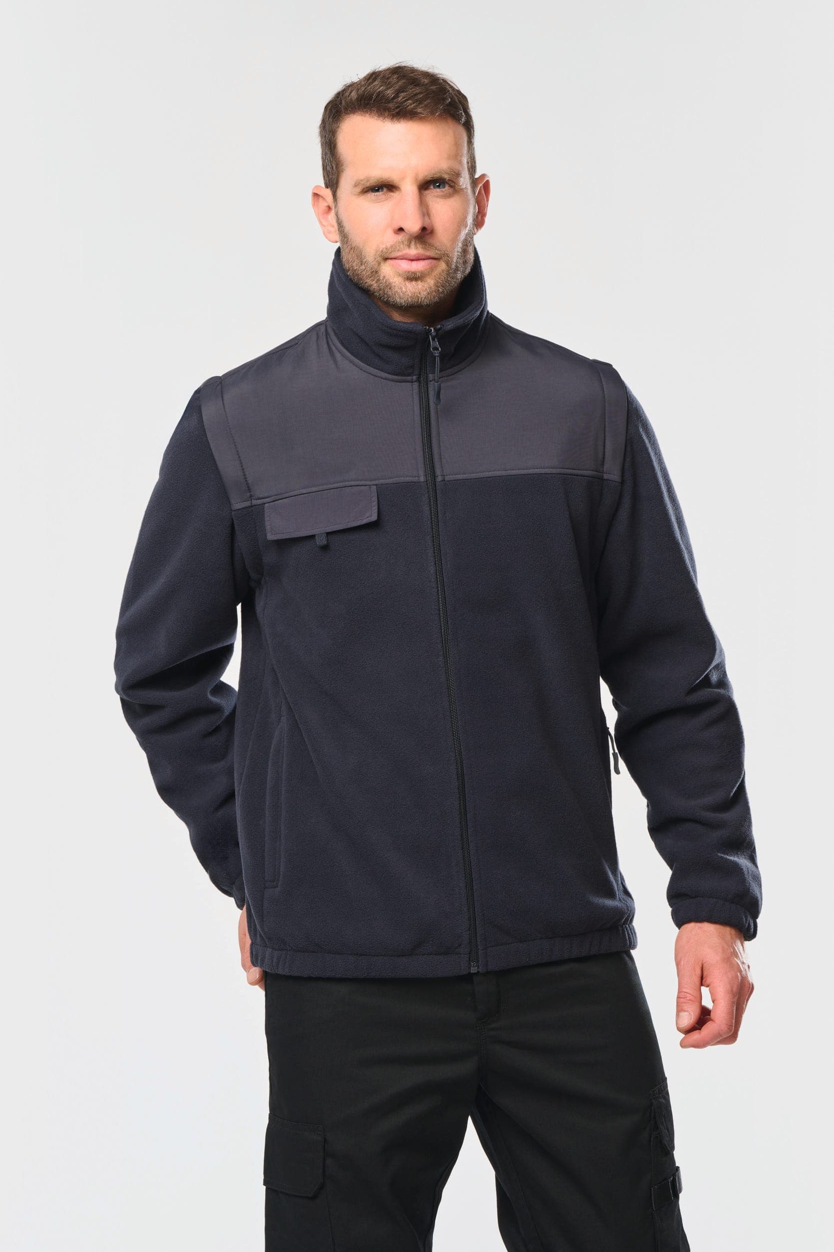 Veste polaire manches amovibles homme en situation