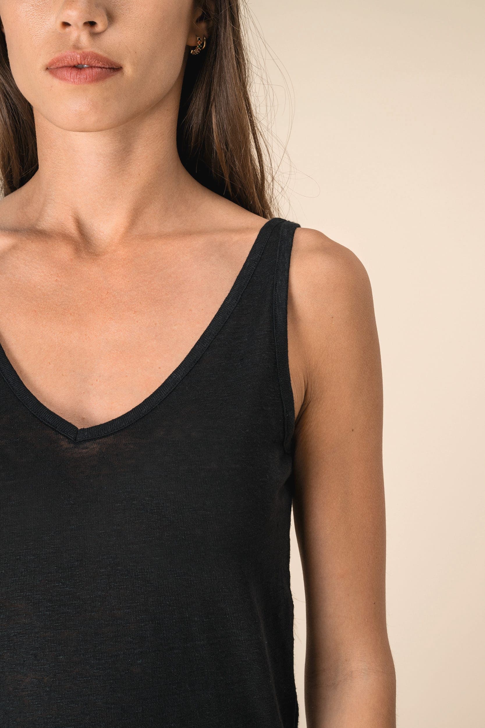 Débardeur en lin femme en situation
