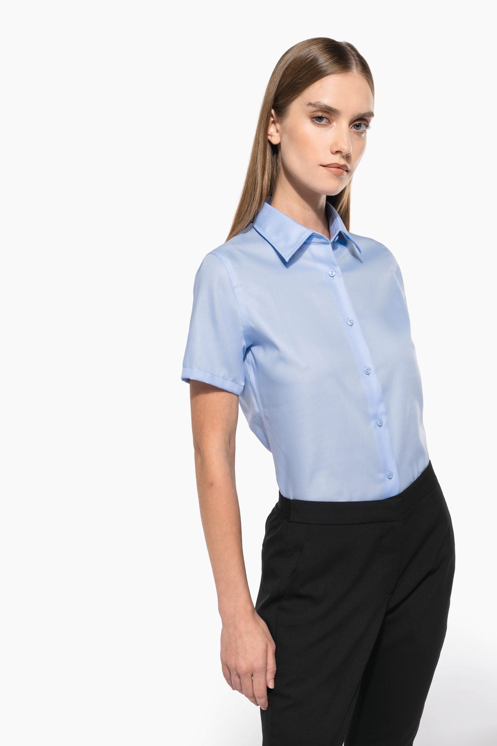 Chemise manches courtes sans repassage femme en situation