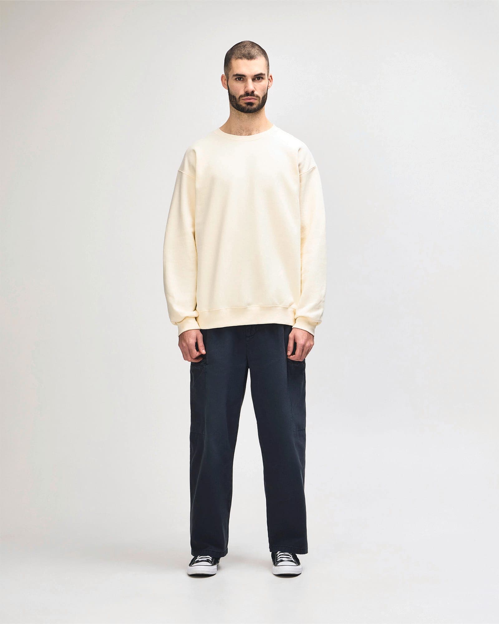 Sweat-shirt adulte col rond Hammer en situation