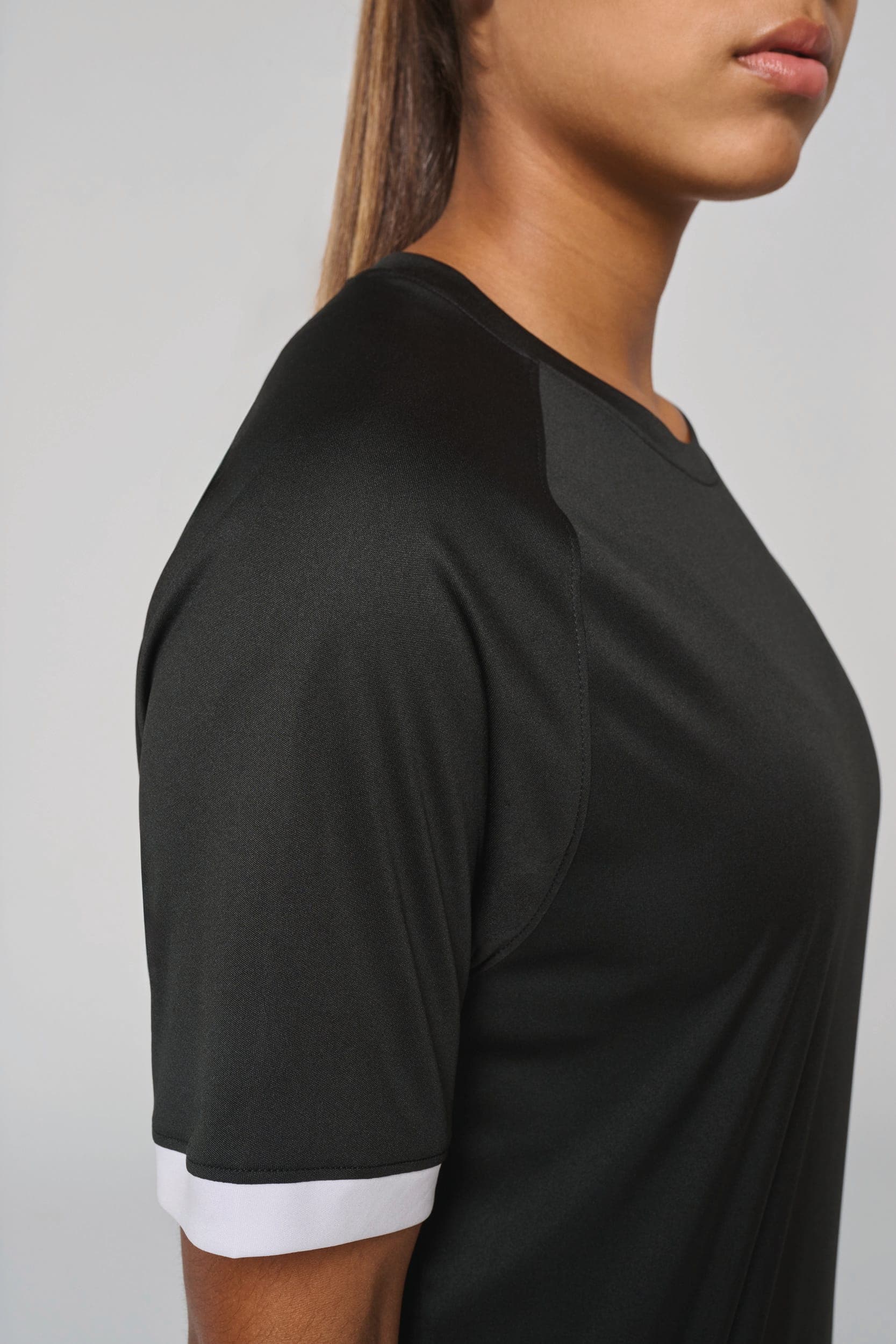 Maillot multisport en polyester unisexe en situation