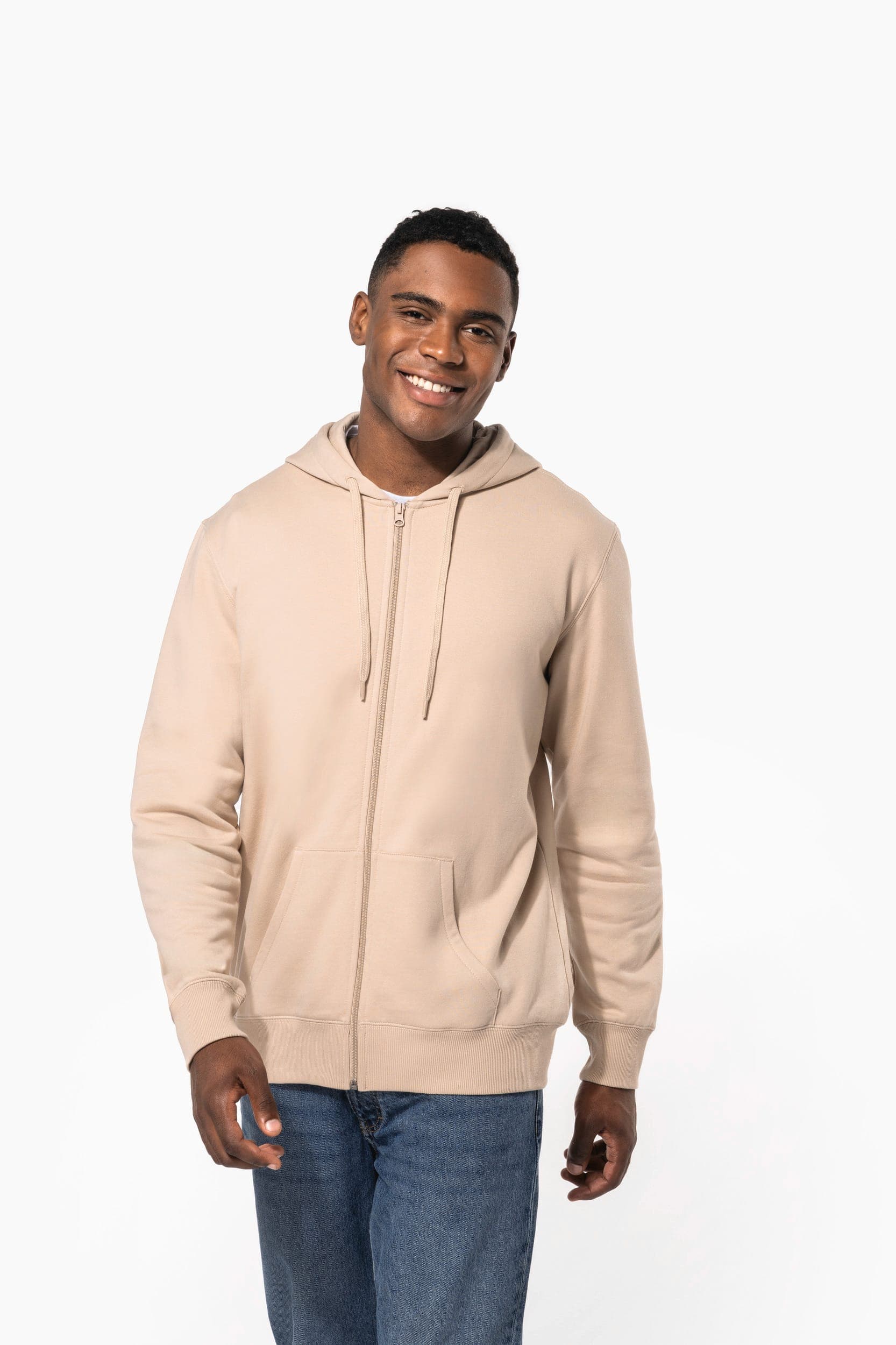 Sweat-shirt recyclé zippé à capuche unisexe en situation
