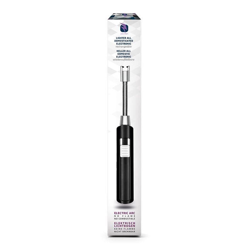BRIQUET ALLUME-FEU ELECTRONIQUE A ARC ELECTRIQUE SANS FLAMME en situation