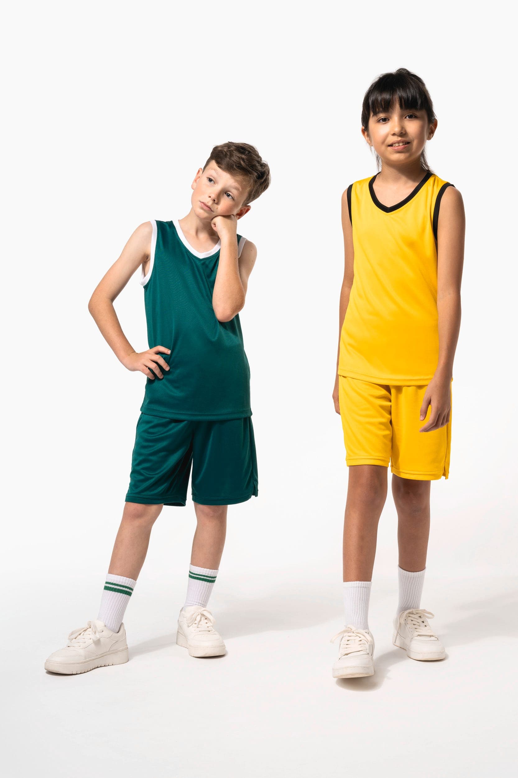 Short de basket-ball enfant en situation