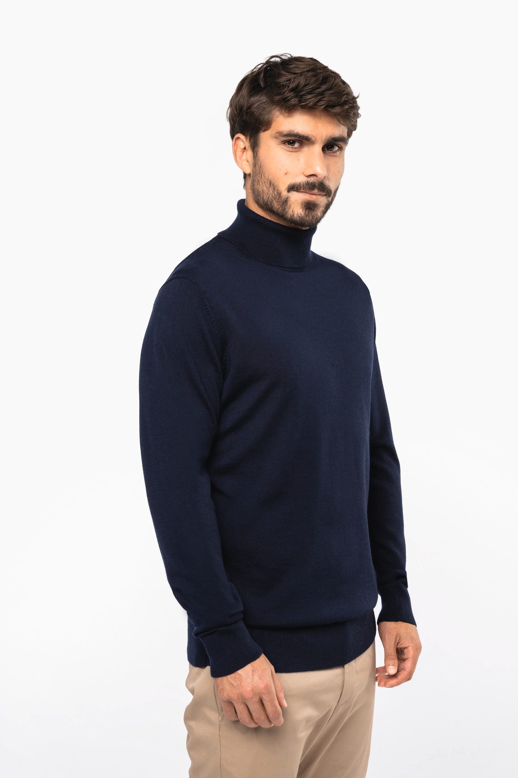 Pull Mérinos col roulé homme en situation