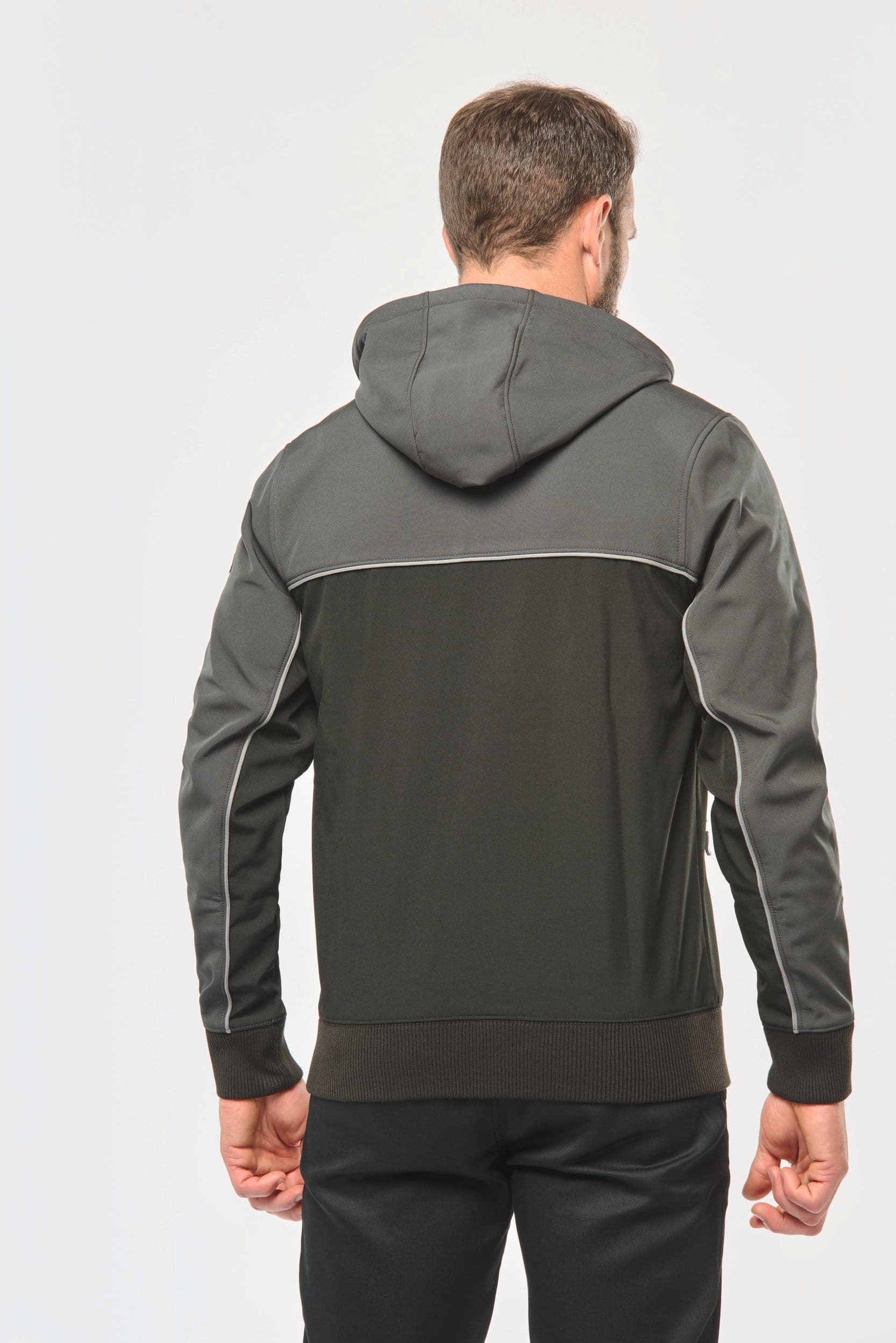 Veste softshell 3 couches BIONIC-FINISH® ECO unisexe en situation