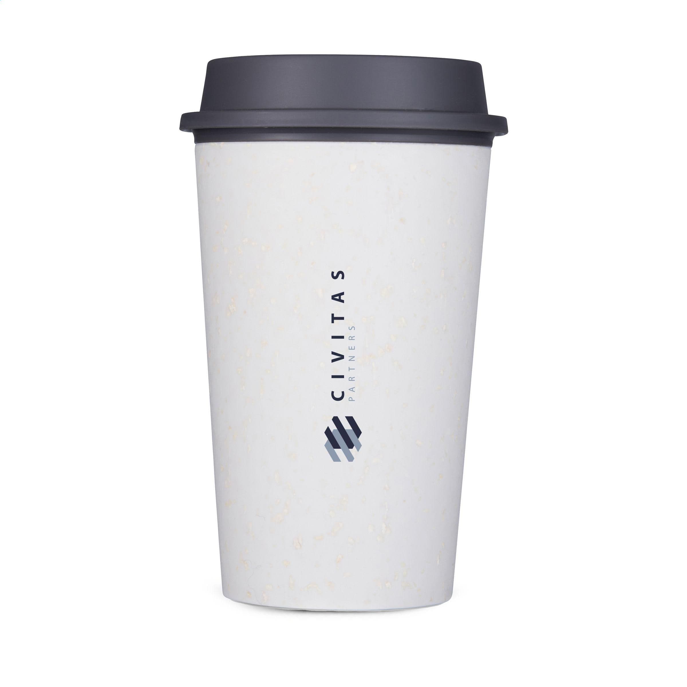 Mug Circular&Co Now Cup recyclé couvercle noir 340 ml en situation