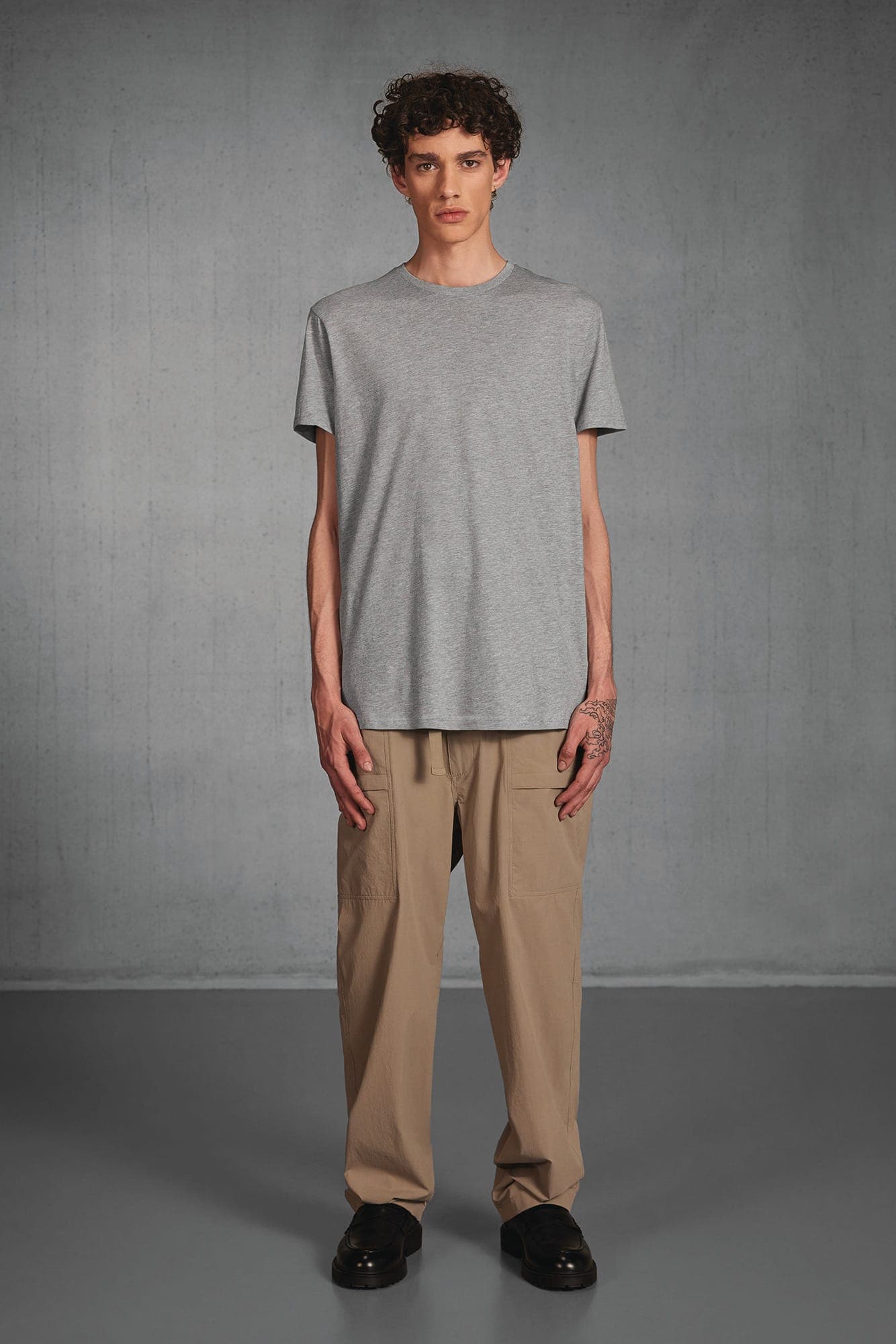 T-shirt Organic Inspire col rond Homme en situation