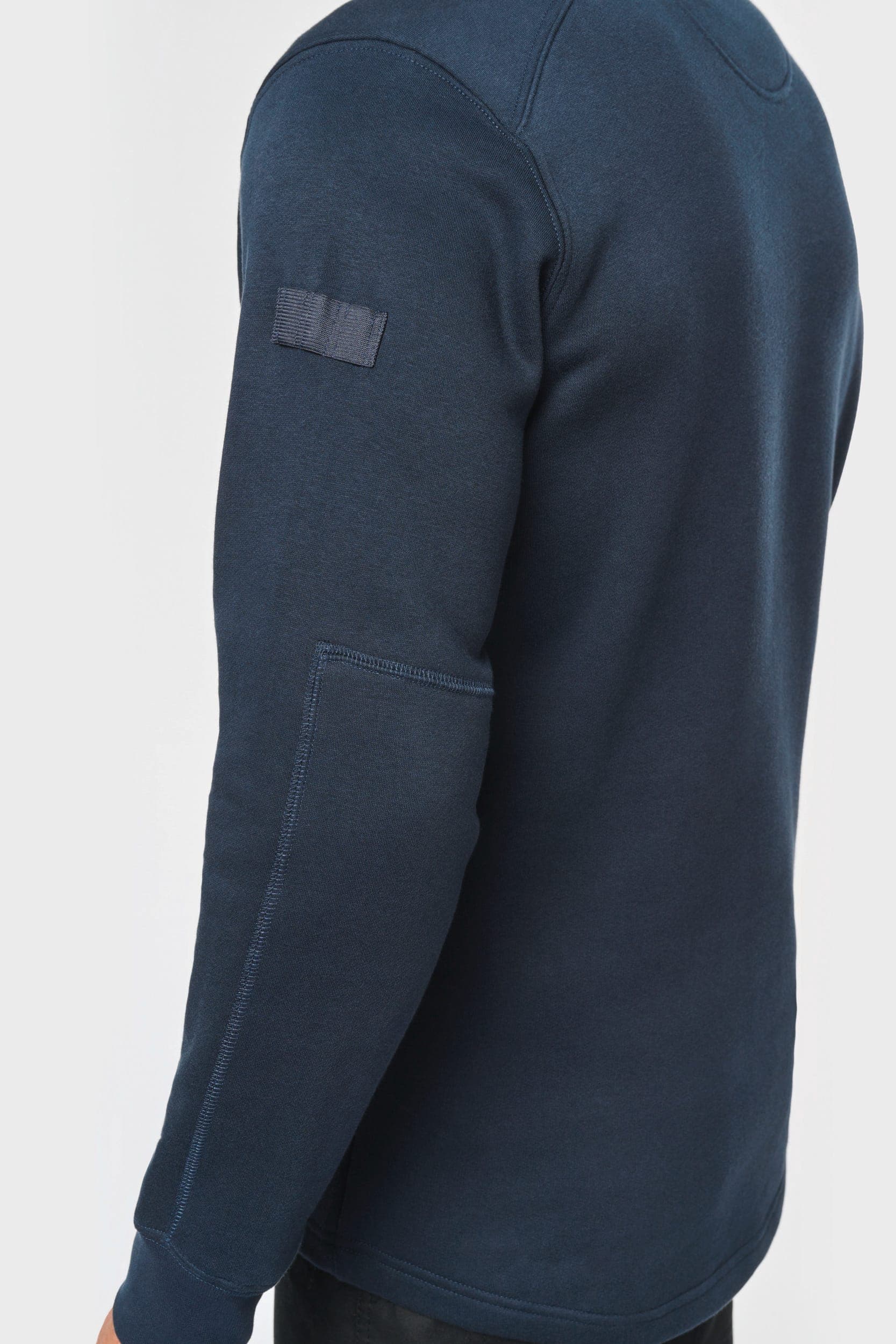 Sweat-shirt manches montées homme en situation
