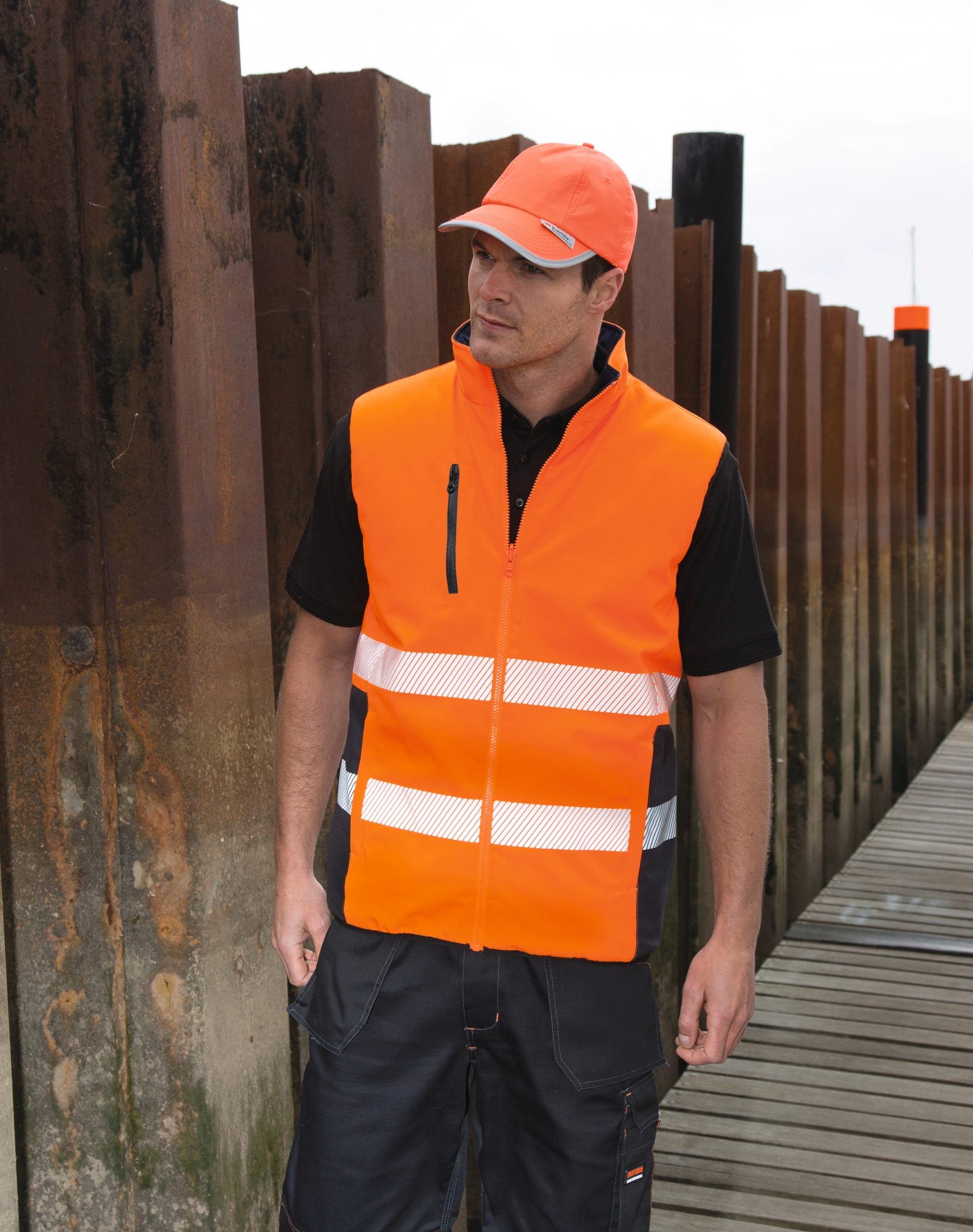 Bodywarmer de sécurité réversible en situation