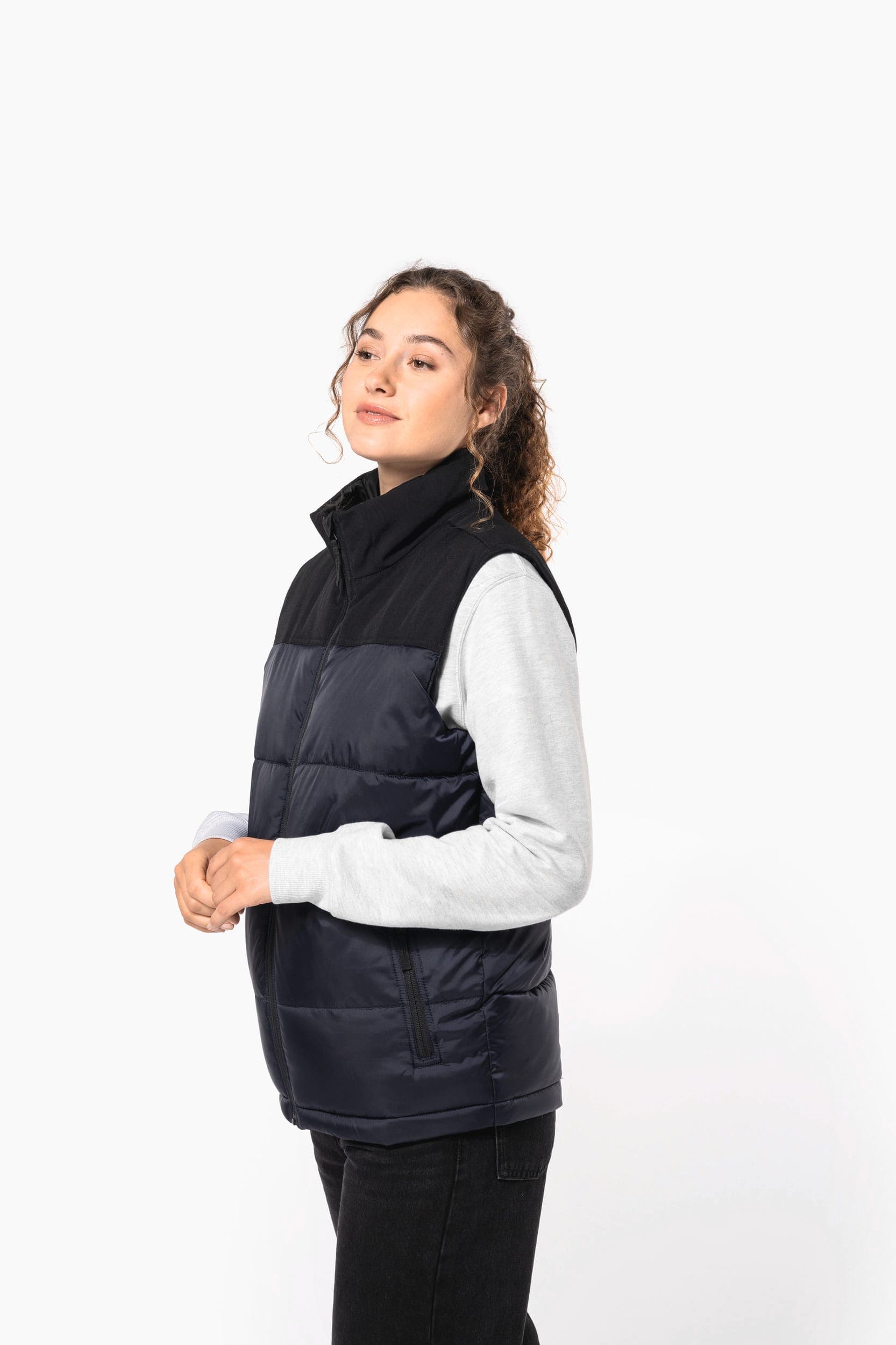 Bodywarmer matelassé bi-ton unisexe en situation