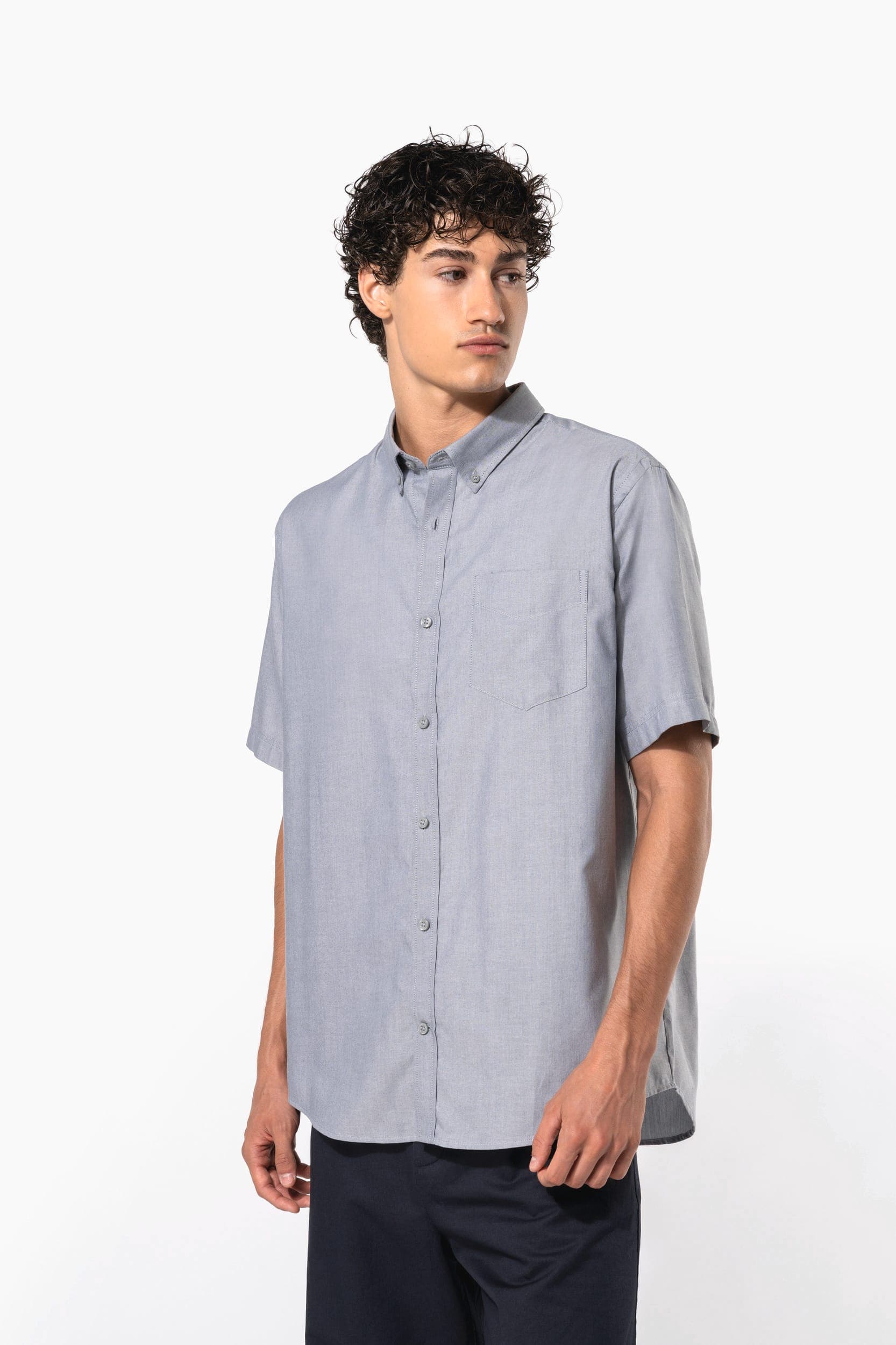 Chemise Oxford manches courtes en situation