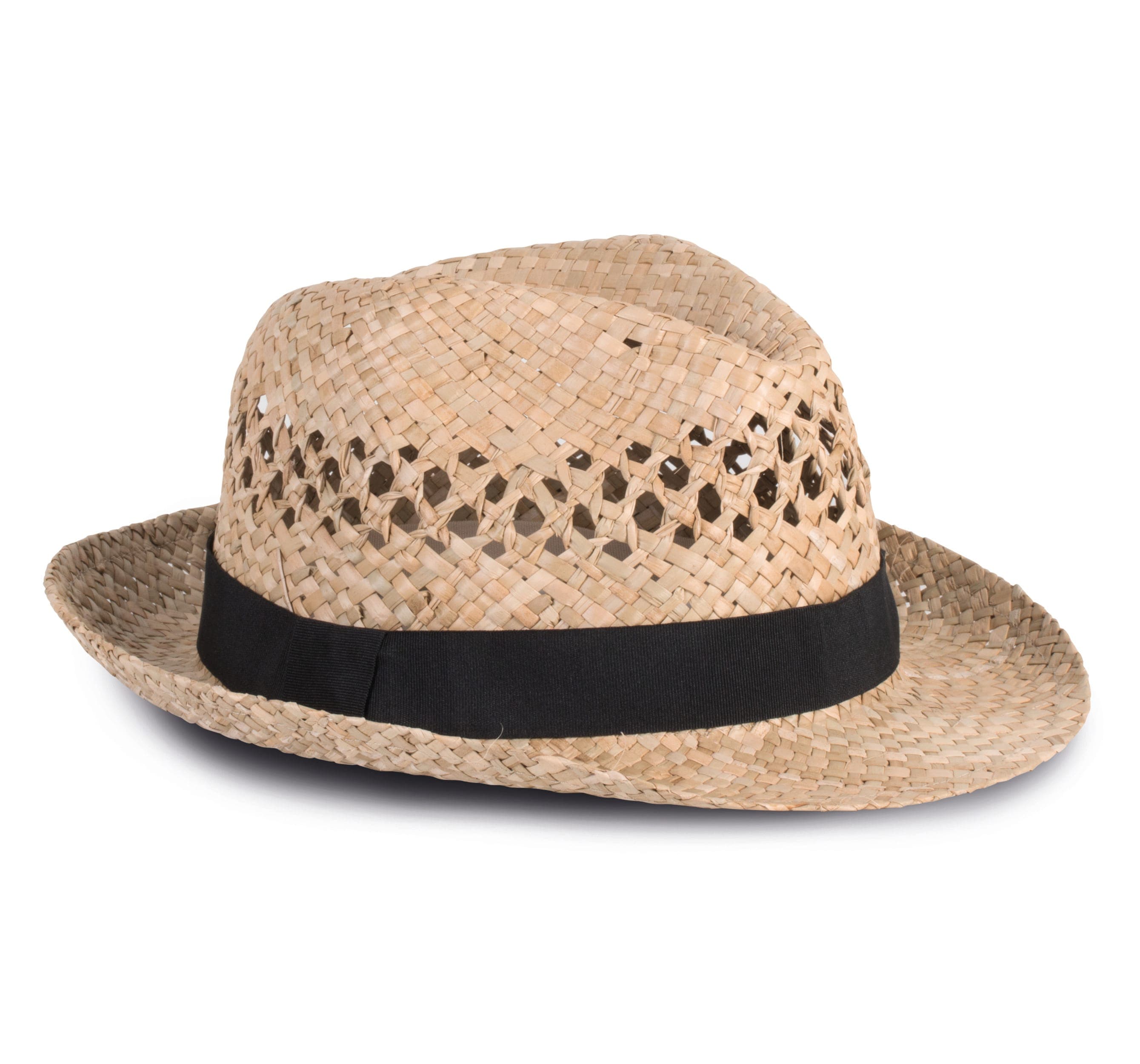 Chapeau Panama tressé en situation