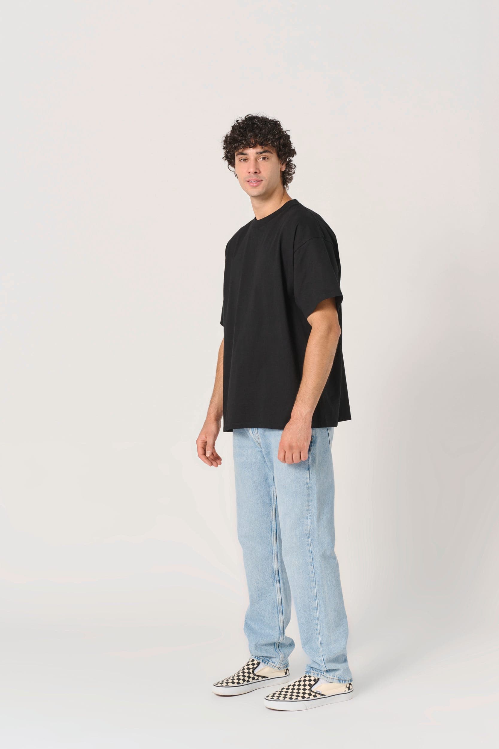 T-shirt oversize unisexe en situation