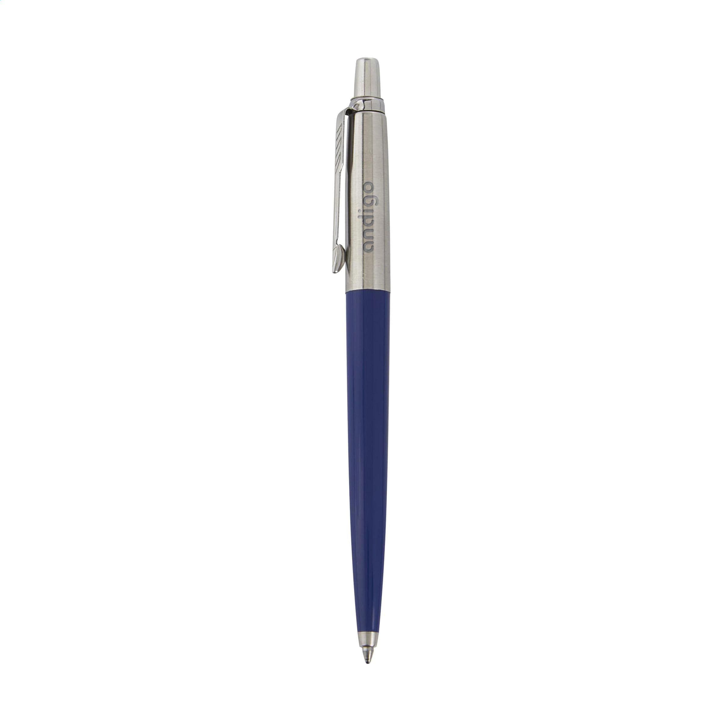 Stylo à bille Parker Jotter recyclé encre noire en situation