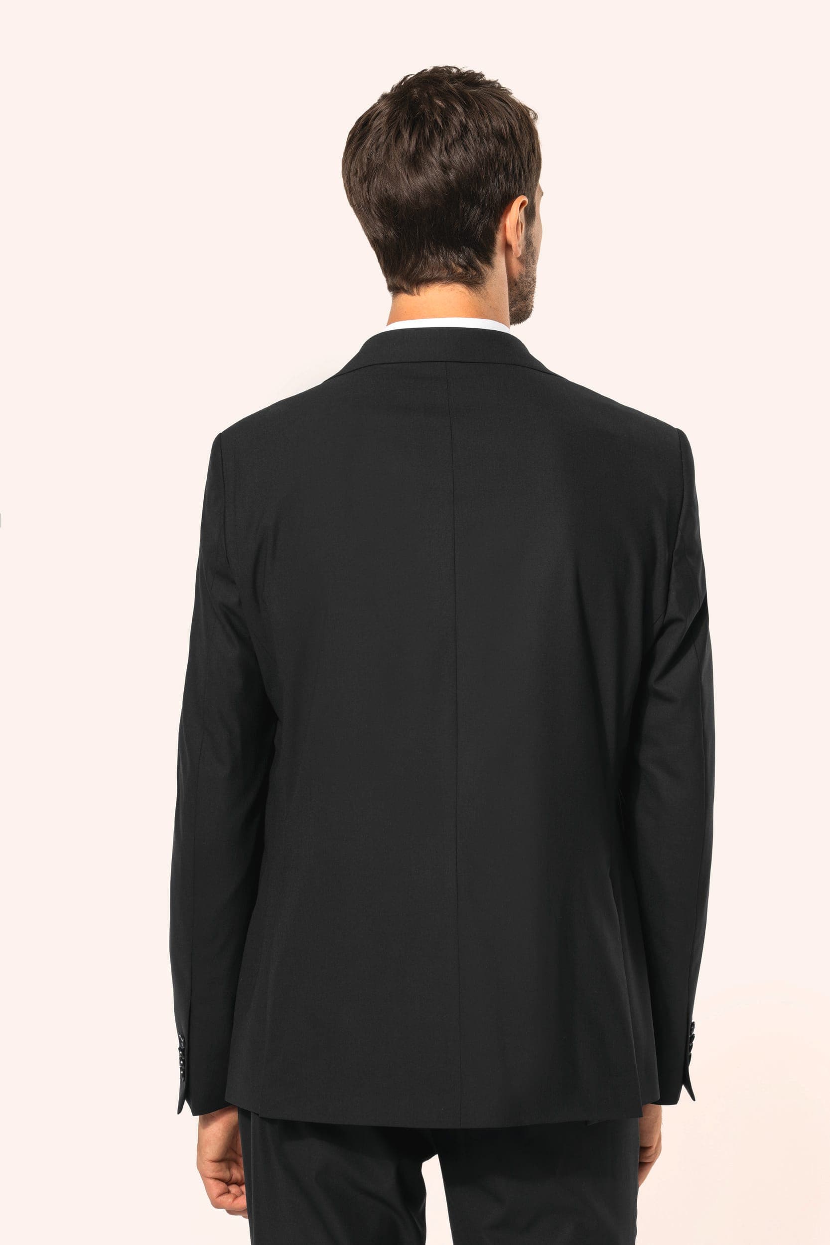 Veste de costume homme en situation