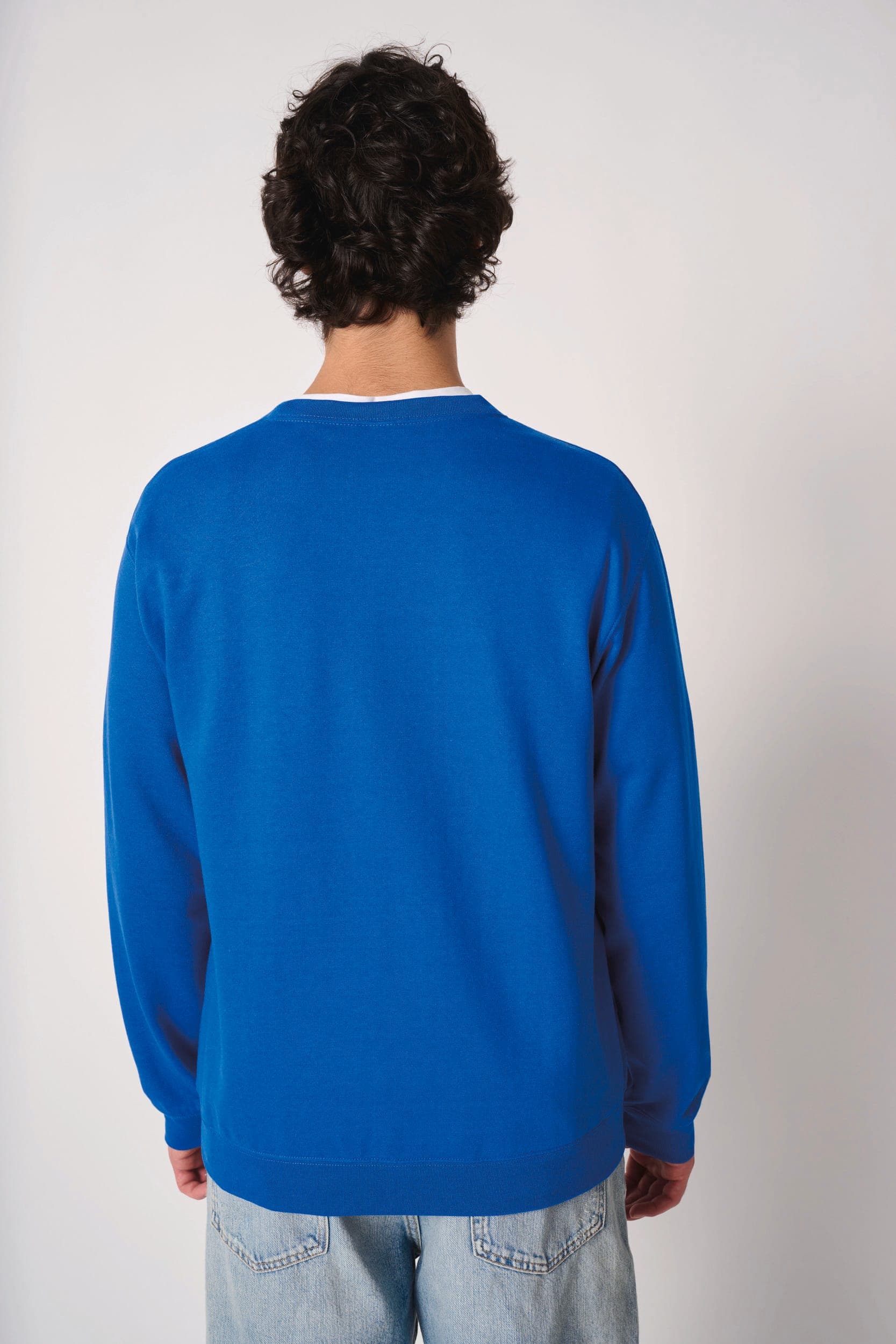 Sweat-shirt col rond unisexe en situation