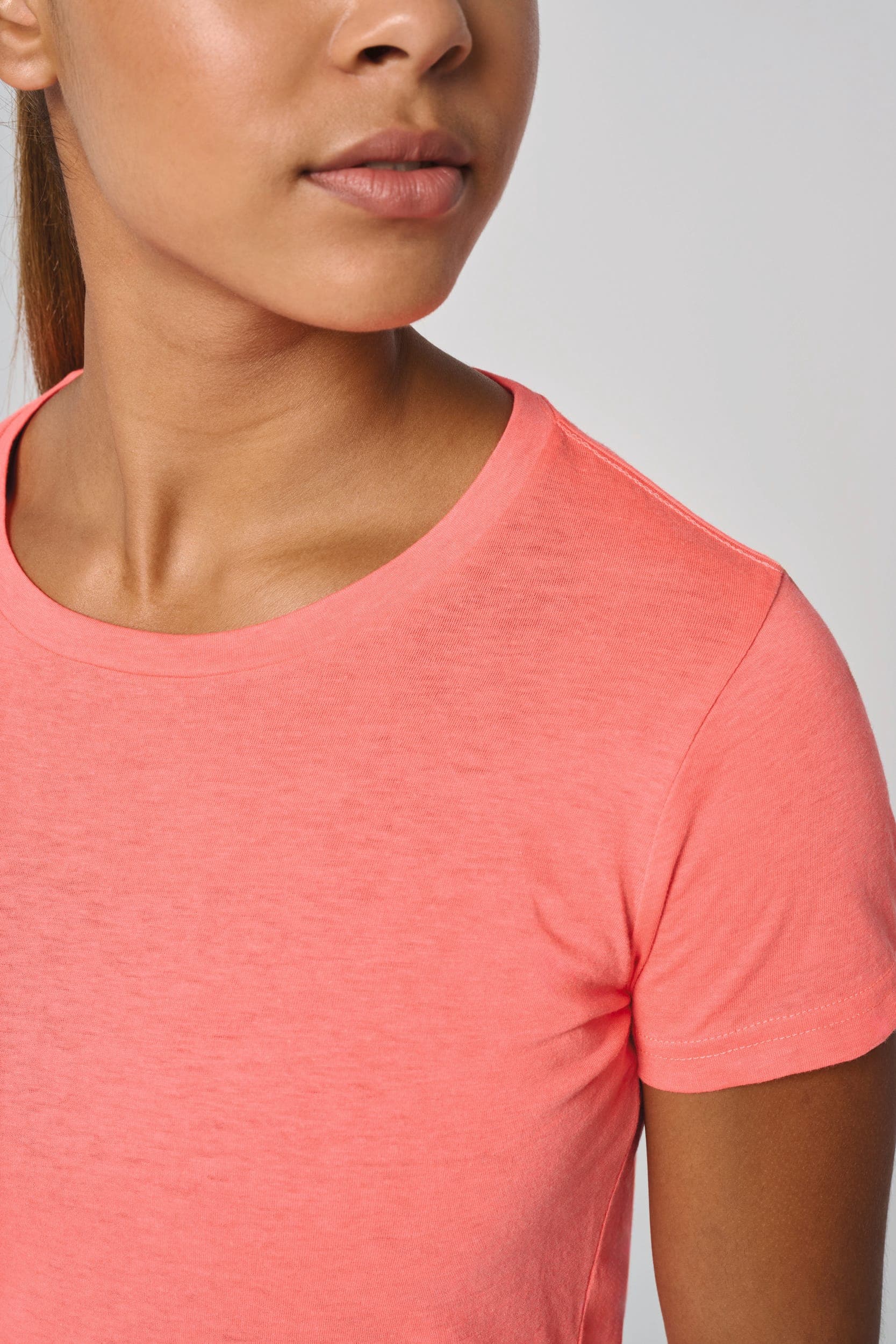 T-shirt triblend sport femme en situation