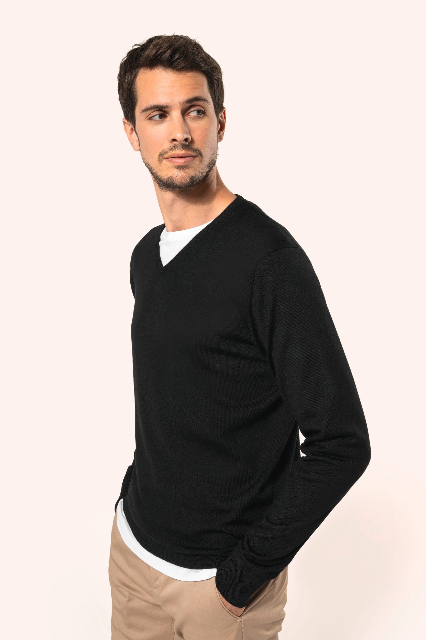 Pull Mérinos col V homme en situation