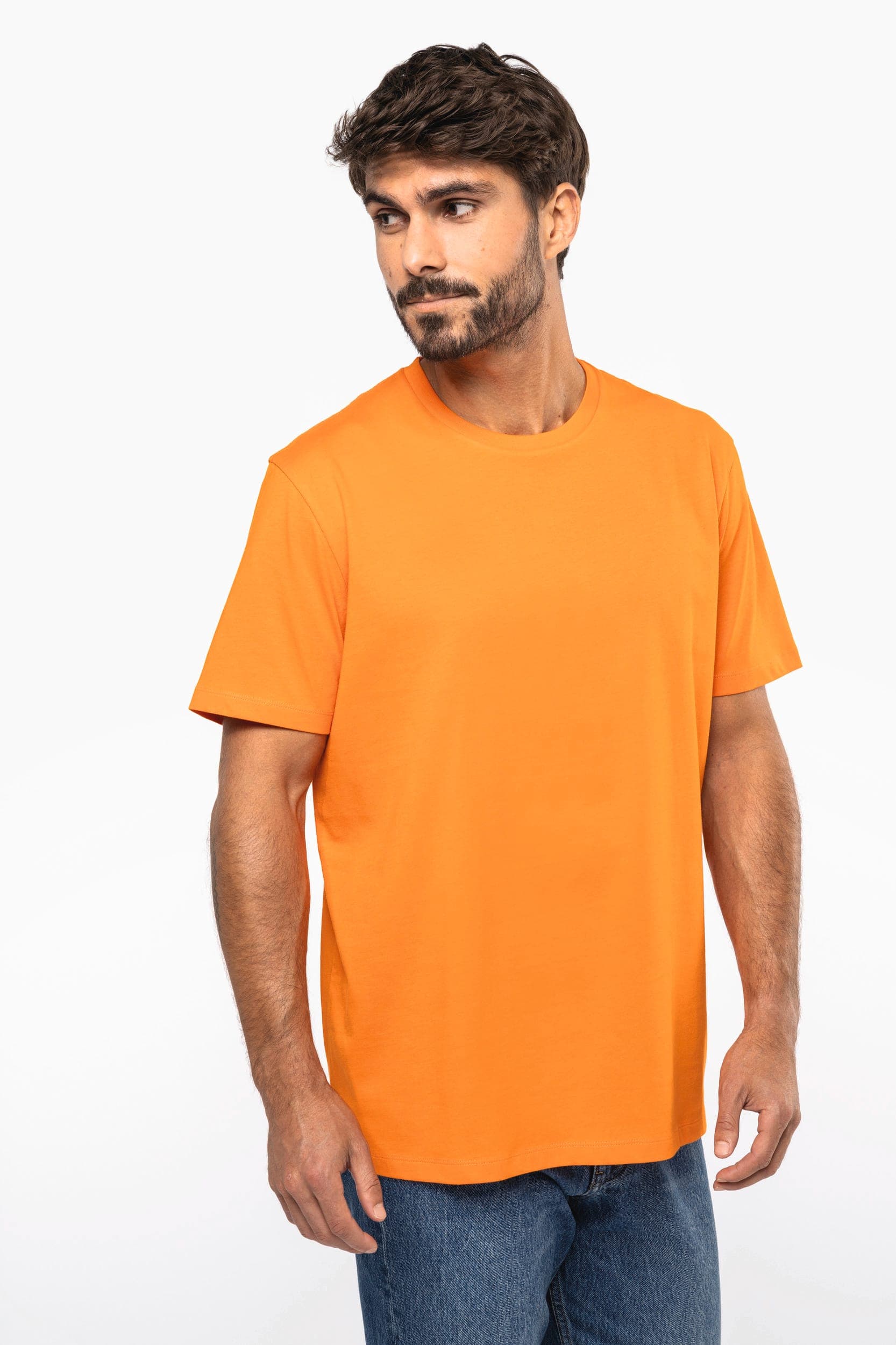 T-shirt manches courtes col rond unisexe en situation