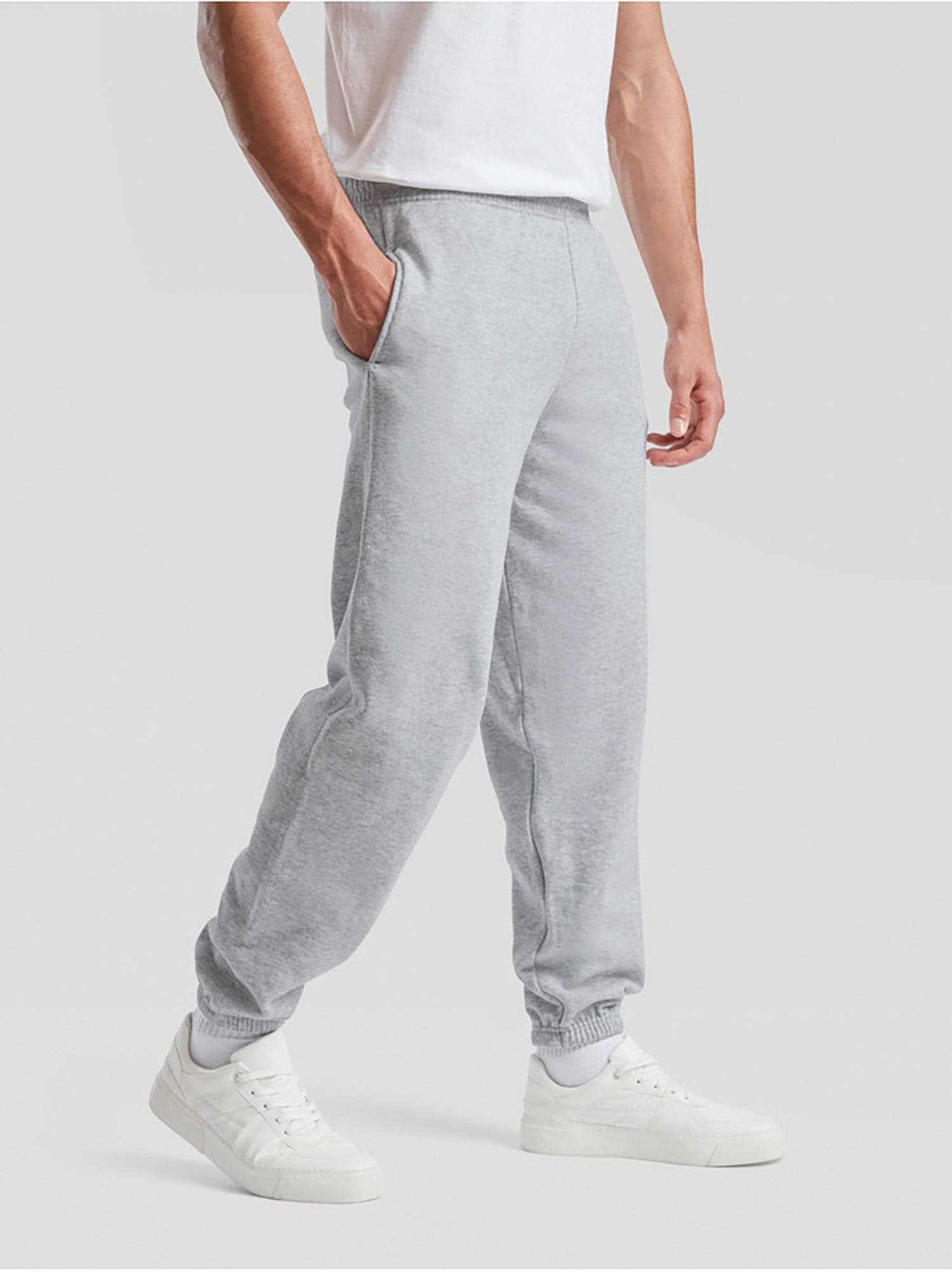 Pantalon de jogging bas élastiqué (64-026-0) en situation