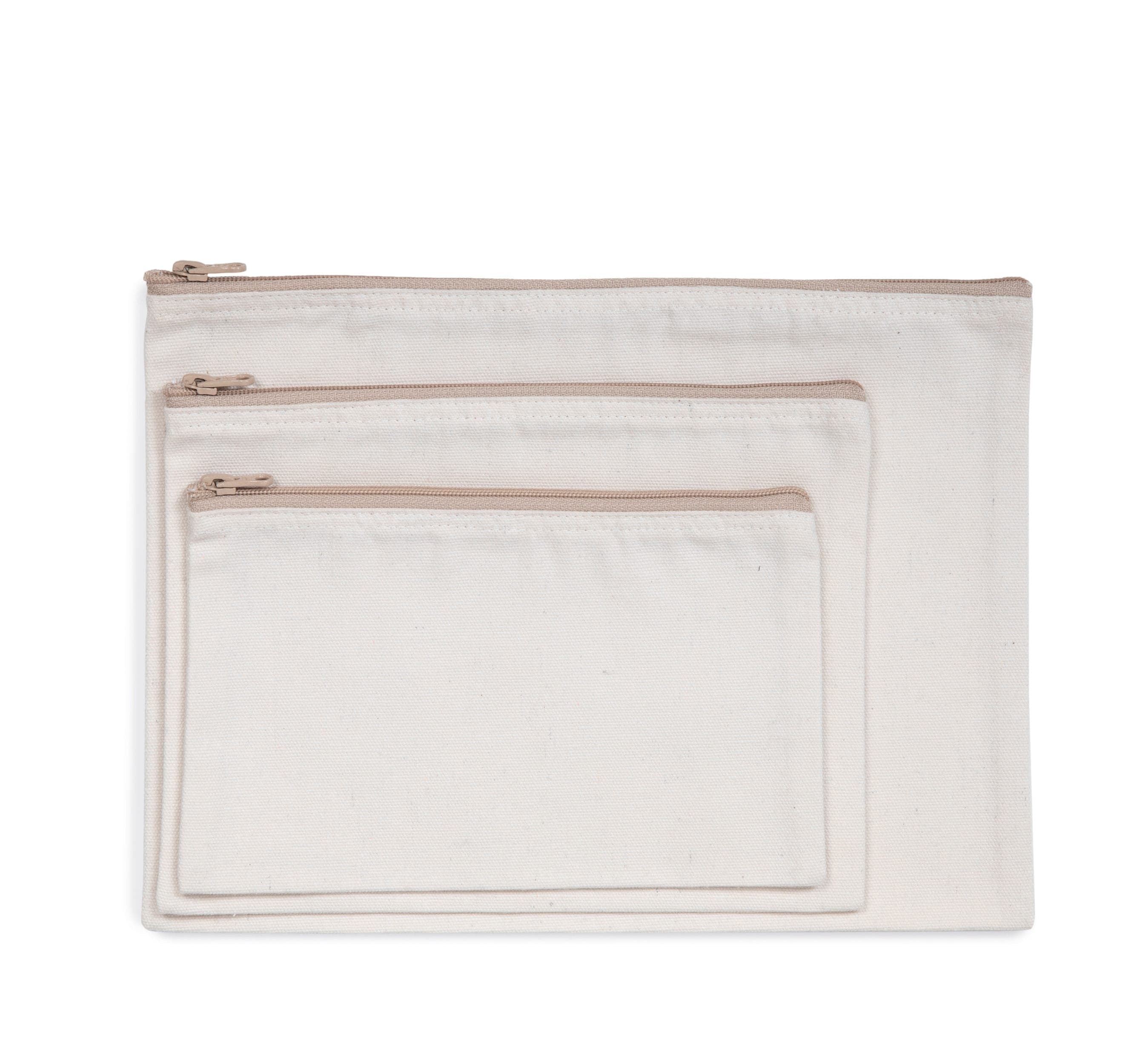 Pochette zippée recyclée en situation