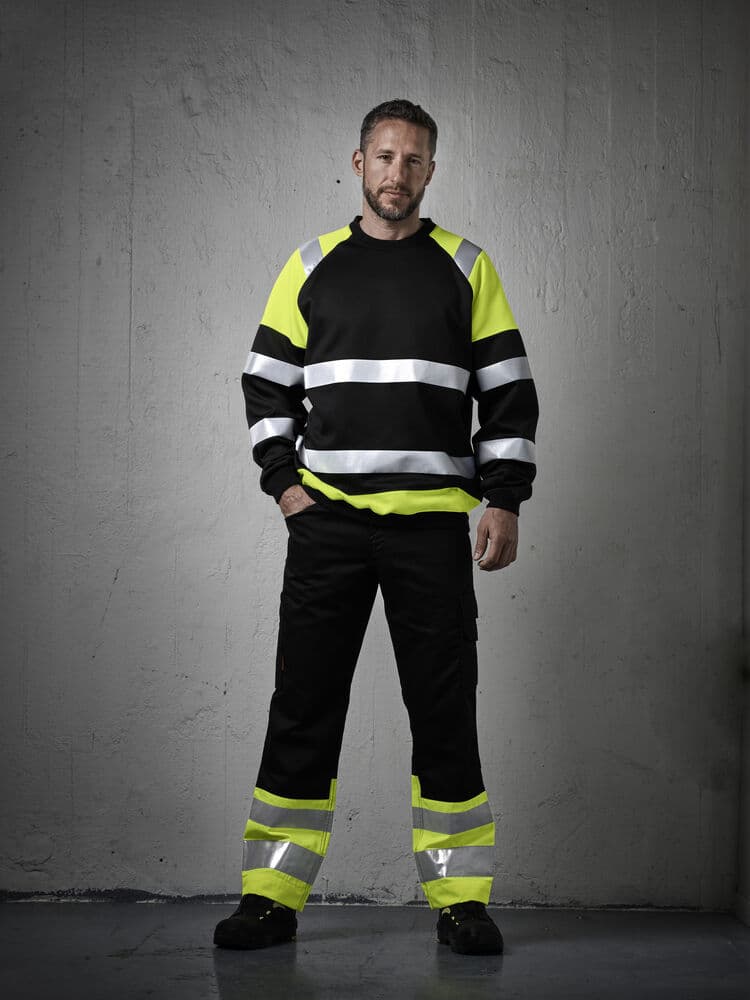 Jobman 2314 Hv Service Trousers en situation
