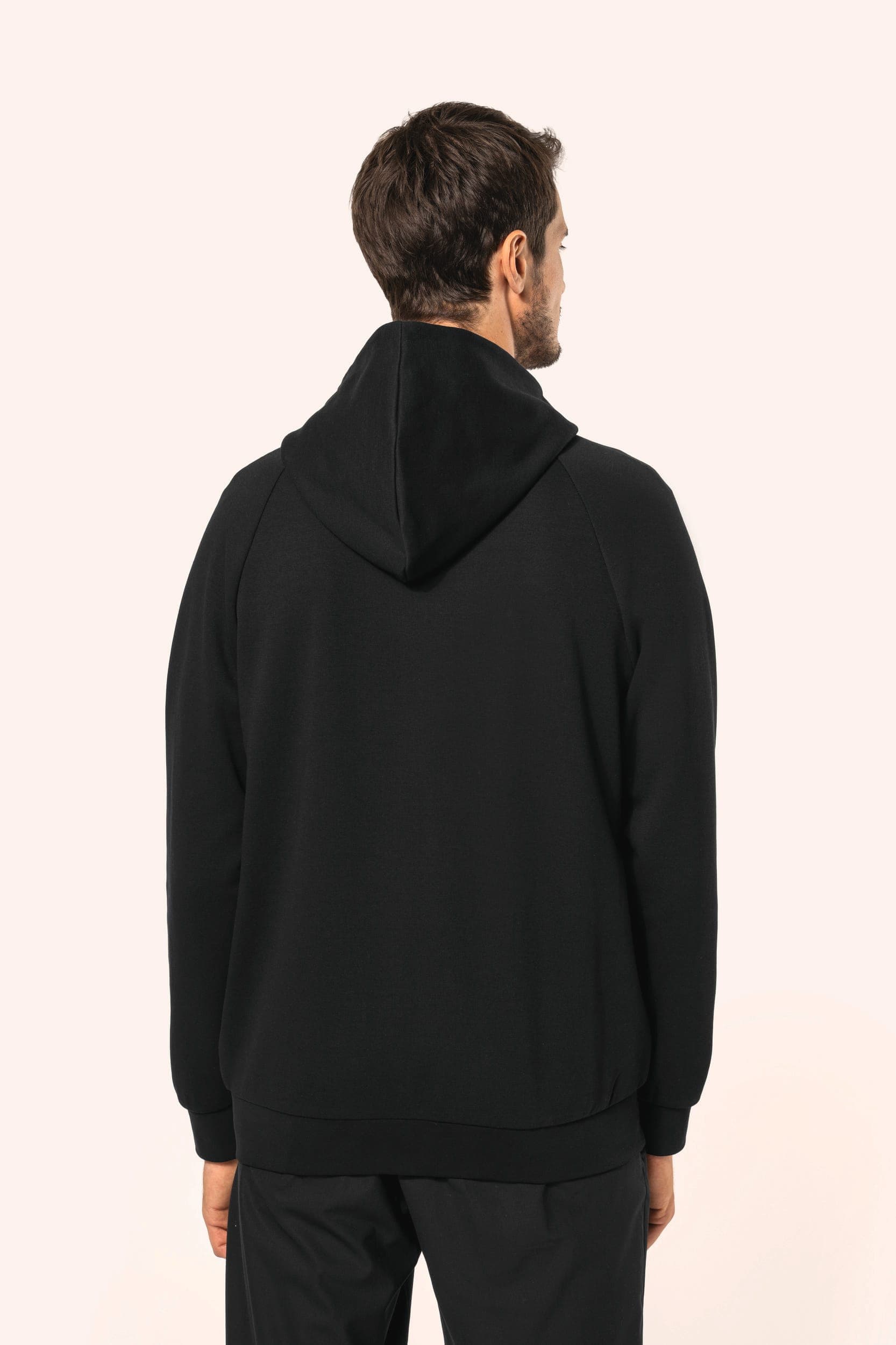 Veste zippée à capuche homme en situation