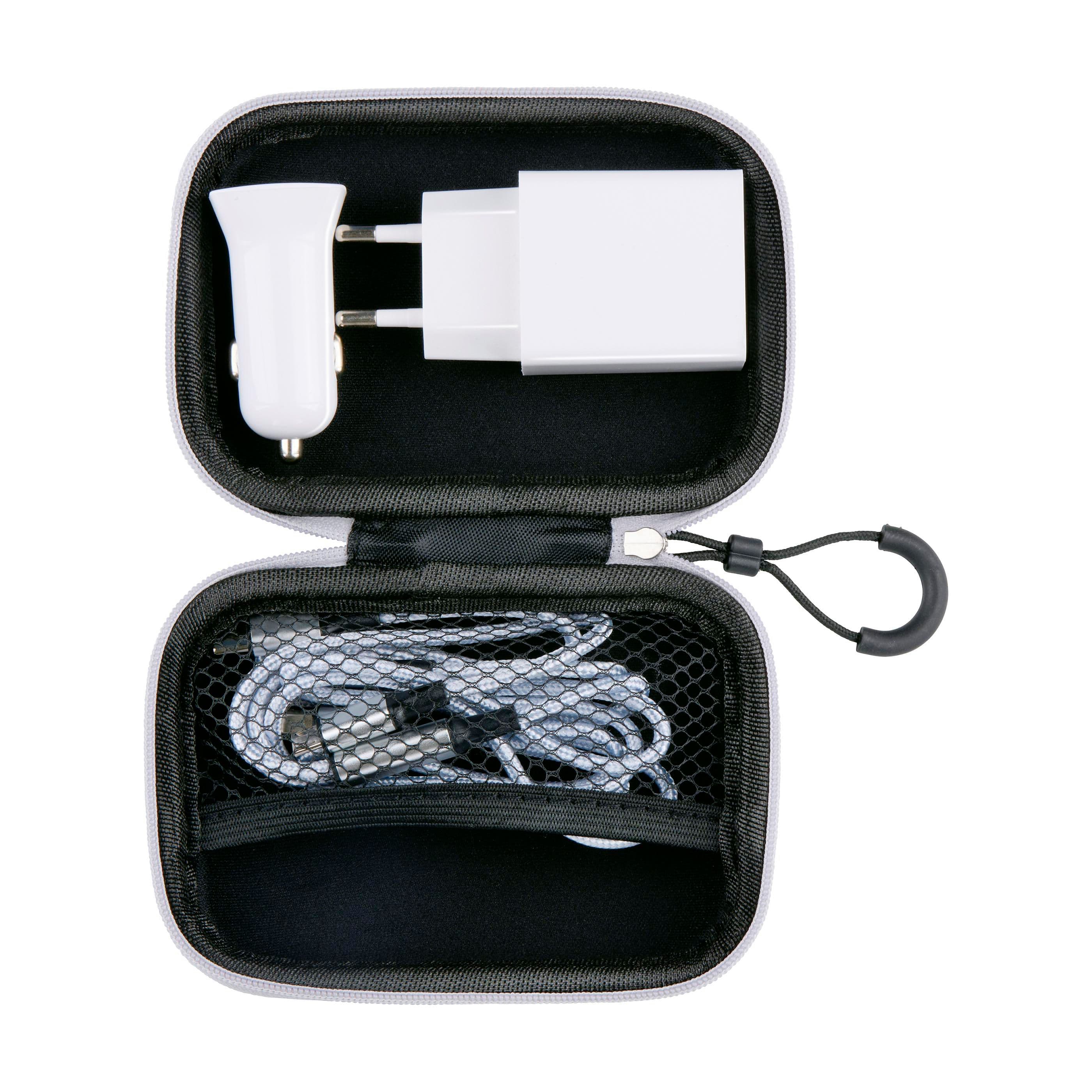 Set de charge voyage Grundig en situation