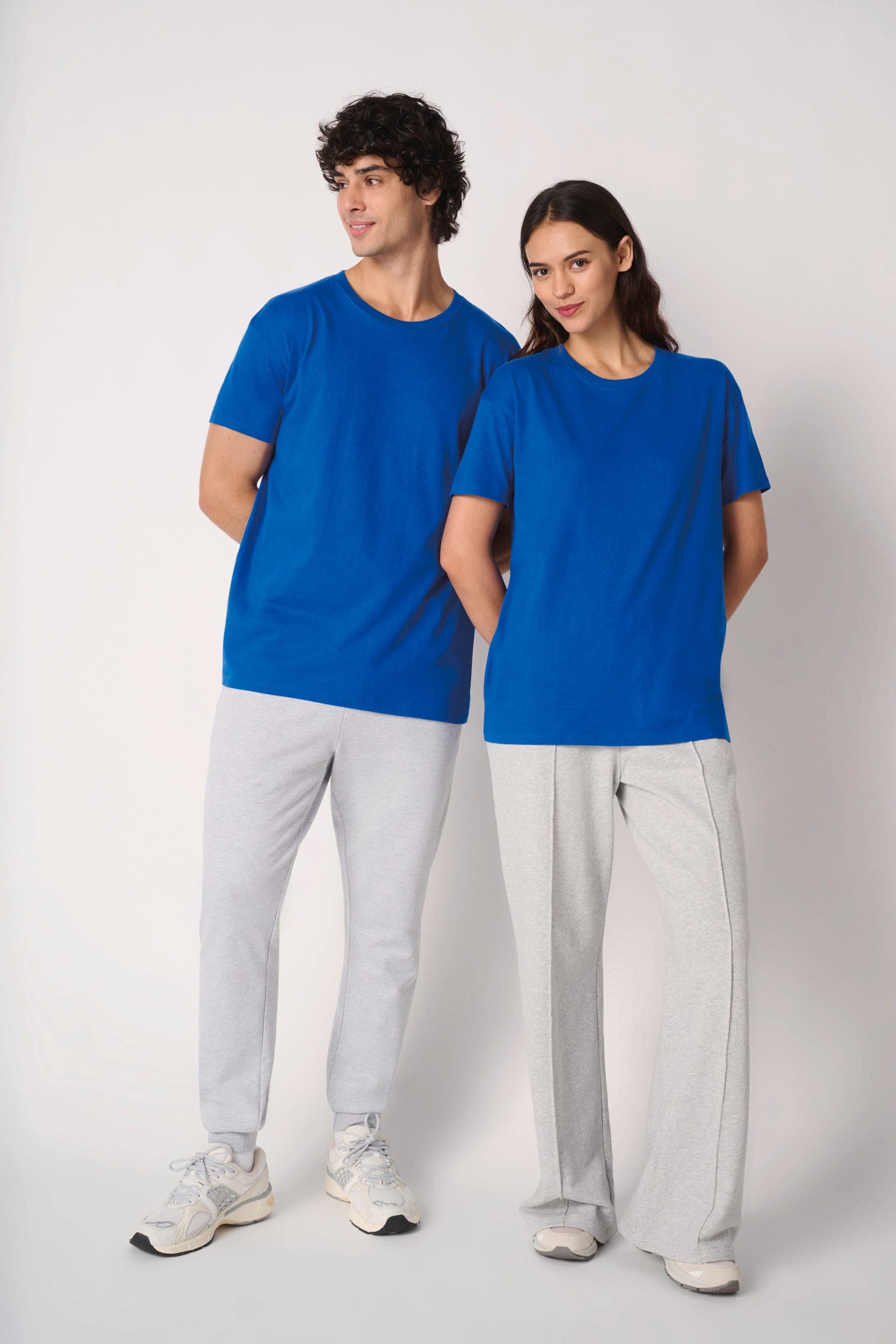 T-shirt unisexe iDeal170 en situation