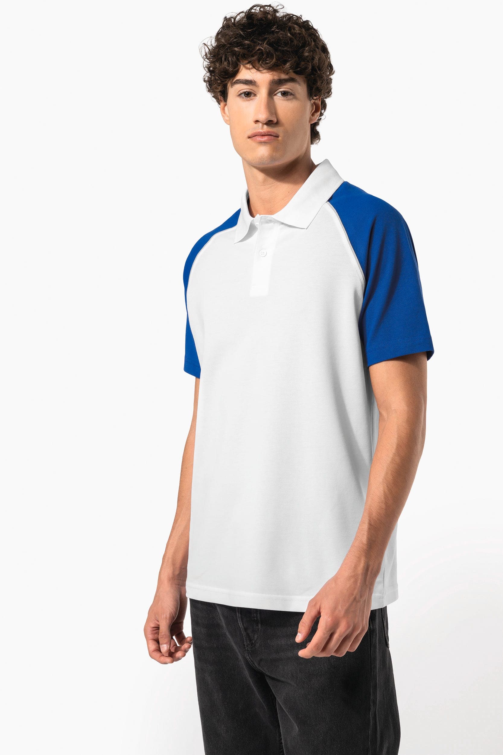Polo baseball manches courtes en situation