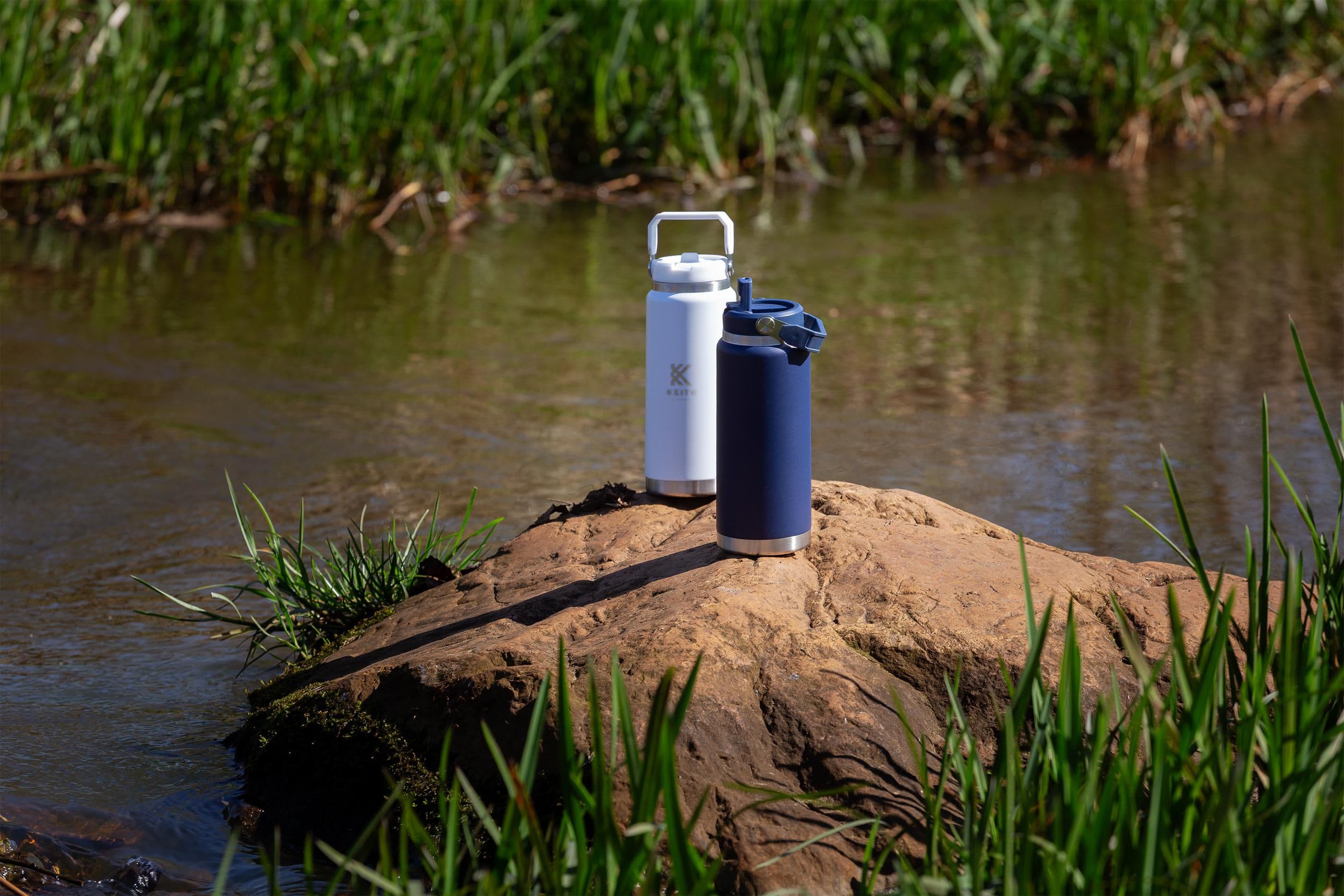 Bouteille isotherme AnthronSquare RCS en acier 900 ml en situation