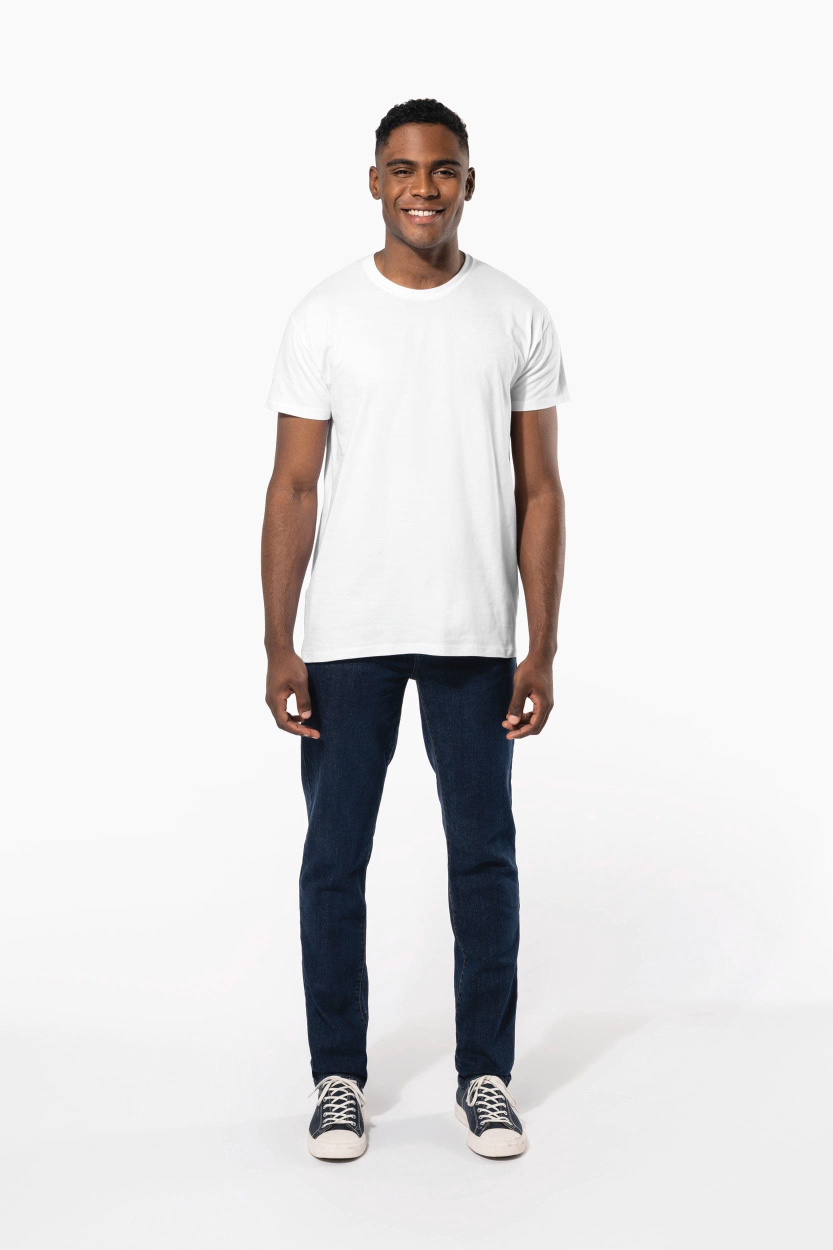 Jean basic homme en situation