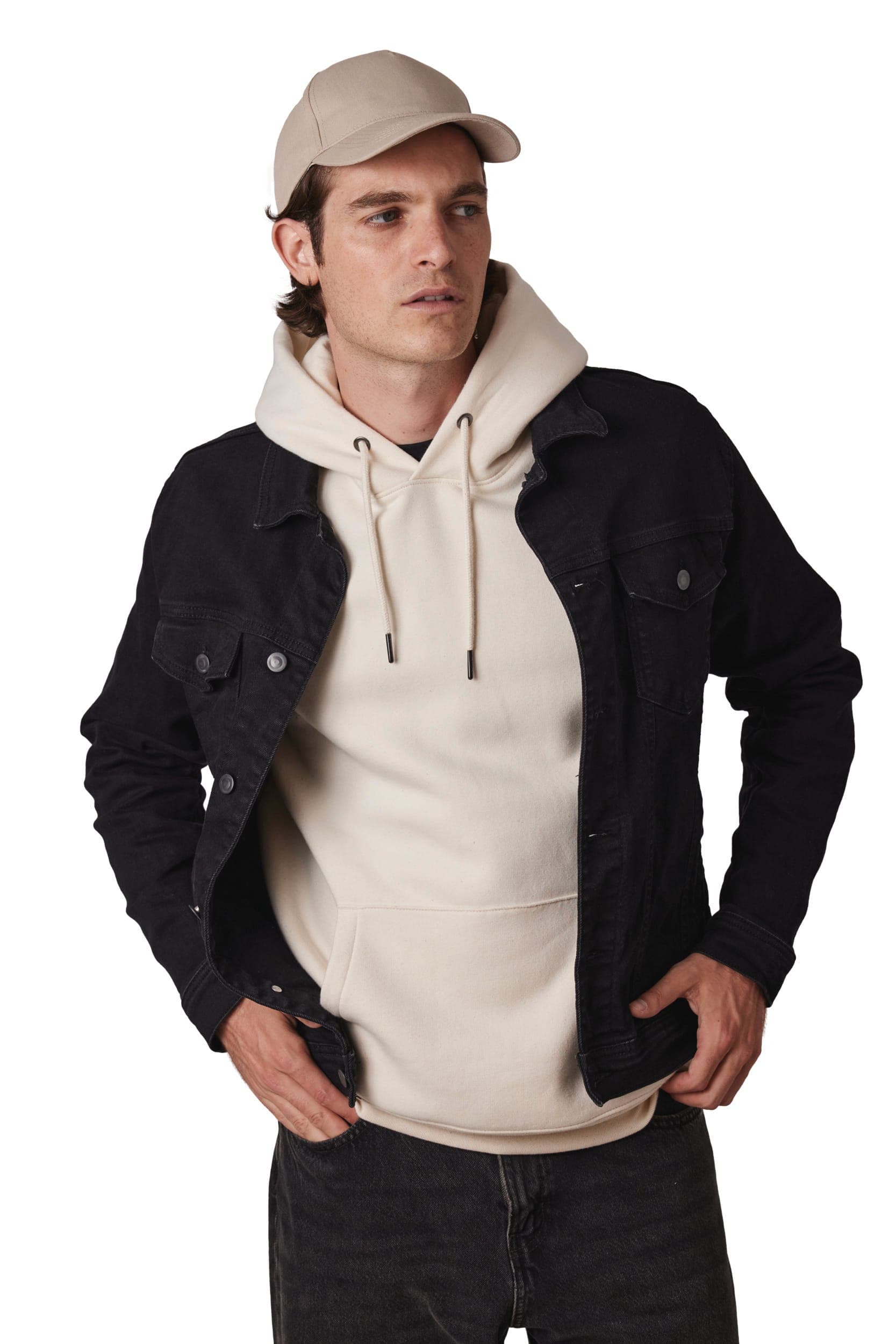 Casquette en coton et polyester recyclés K-loop tracking - 5 panneaux en situation