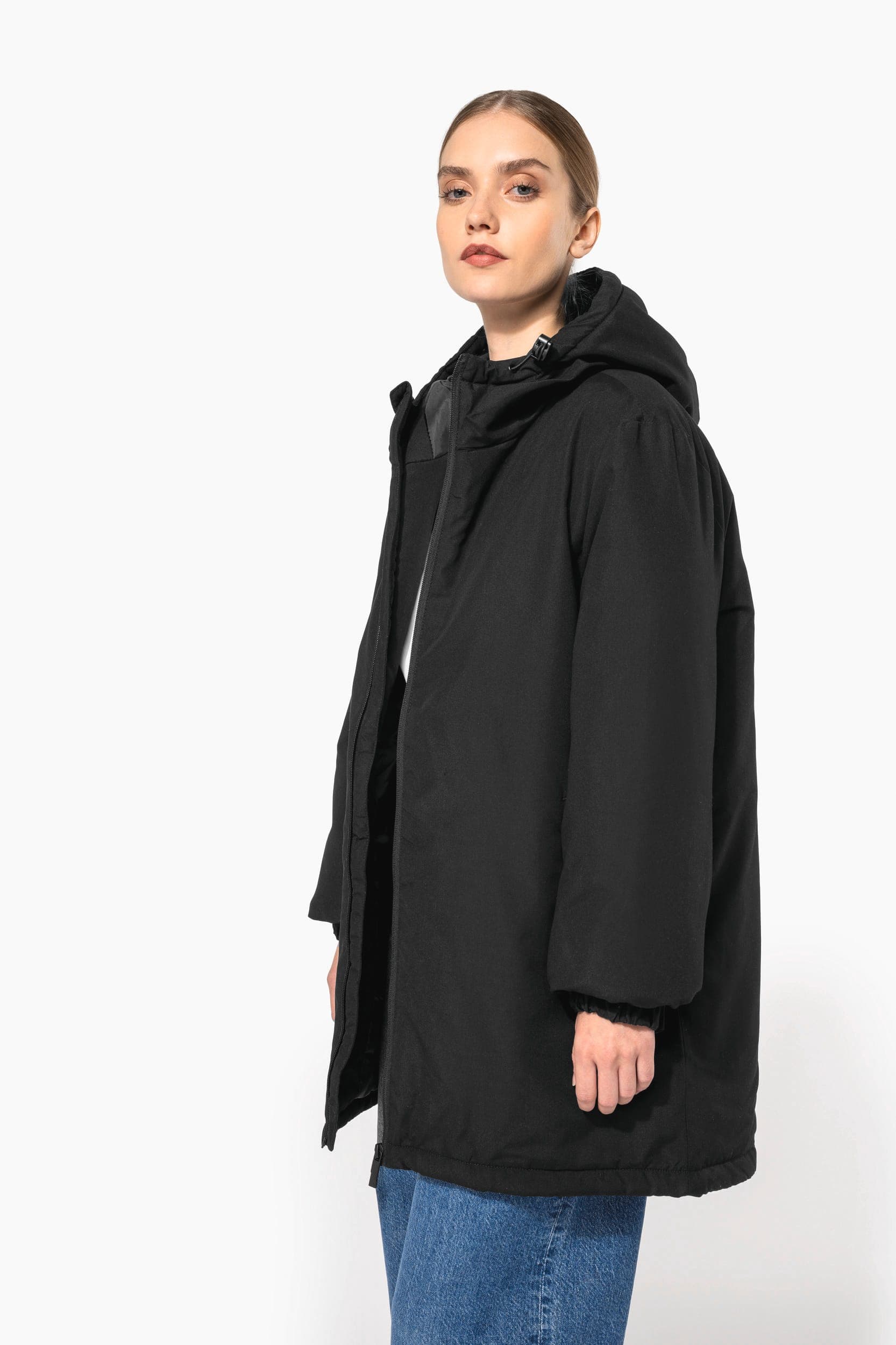 Parka à capuche recyclée unisexe en situation