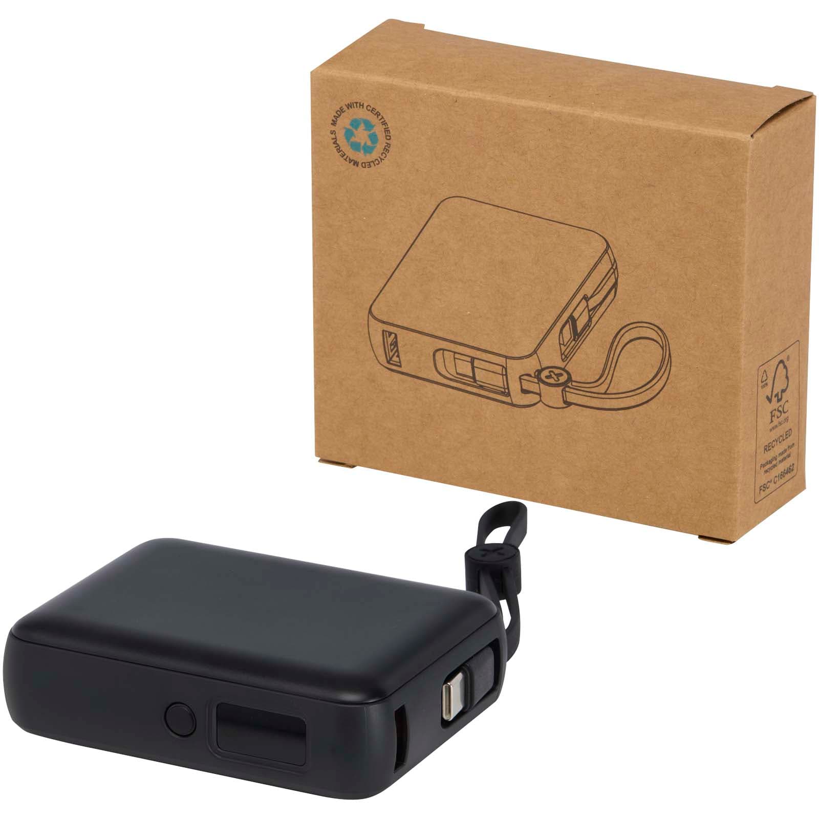 Batterie externe Acrux de 10 000 mAh et 35 W pour tablette avec câble Type-C intégré - fabriquée en plastique recyclé coloris Noir