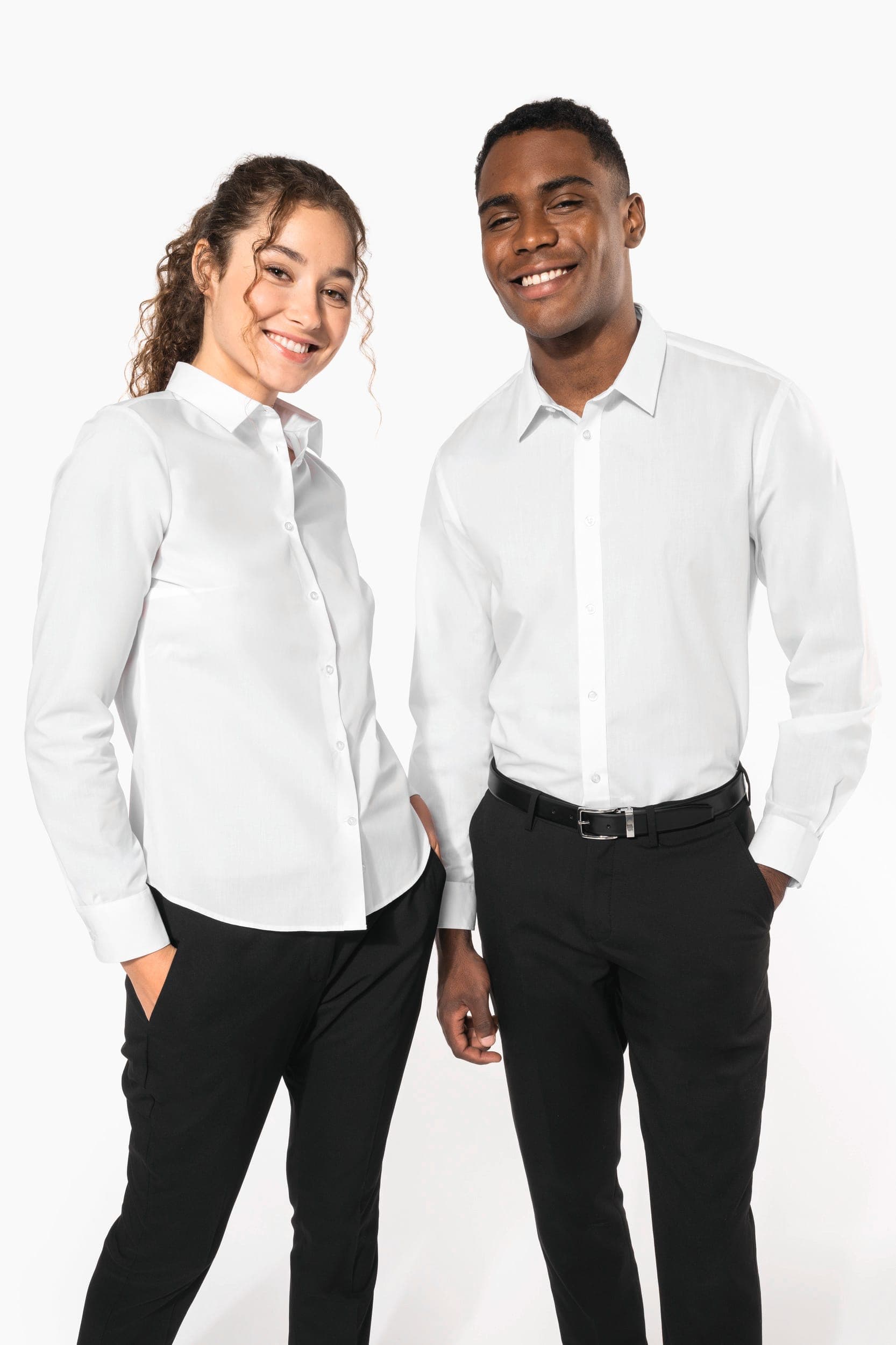 Chemise popeline polycoton sans poche entretien facile homme en situation