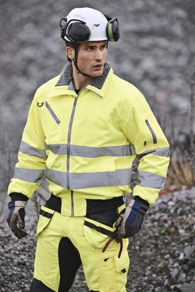 Jobman 1359 Hv Pilot Jacket en situation