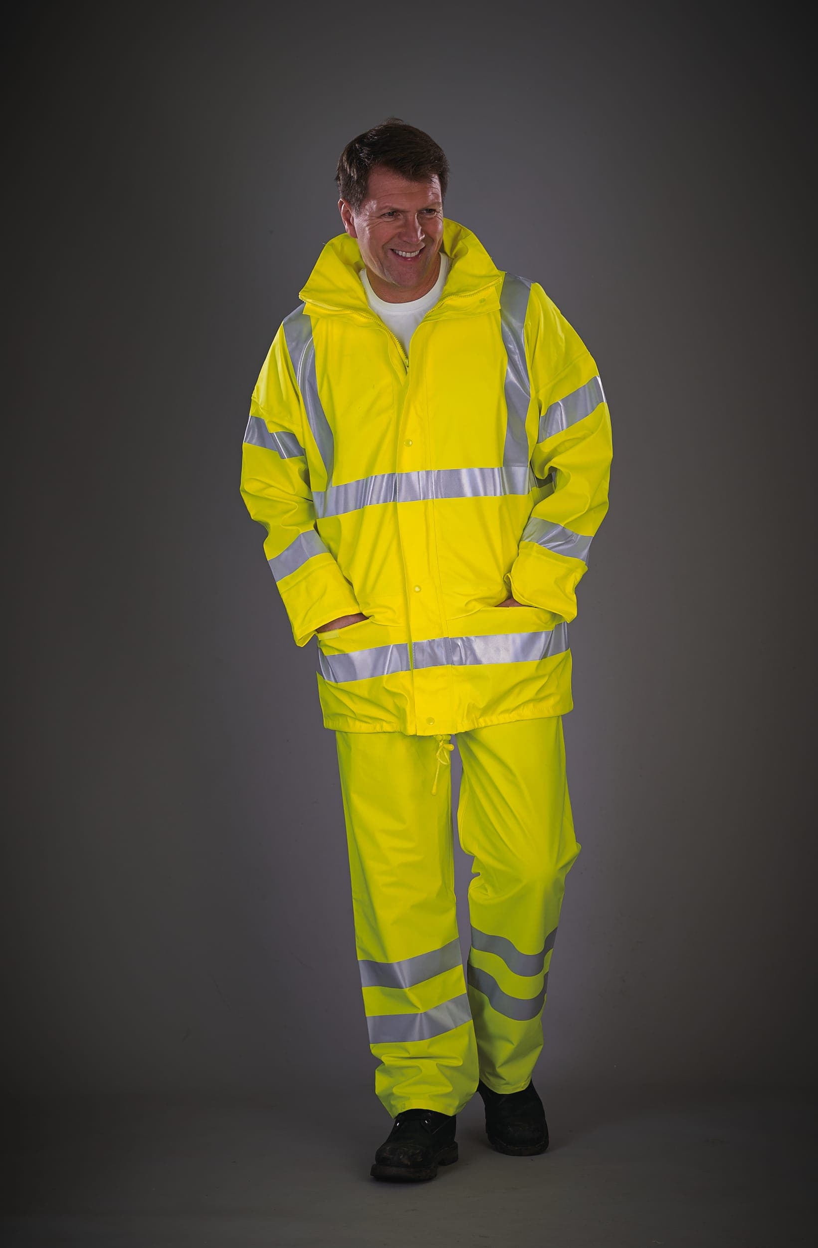 Pantalon de pluie respirant Hi-Vis Soft Flex en situation