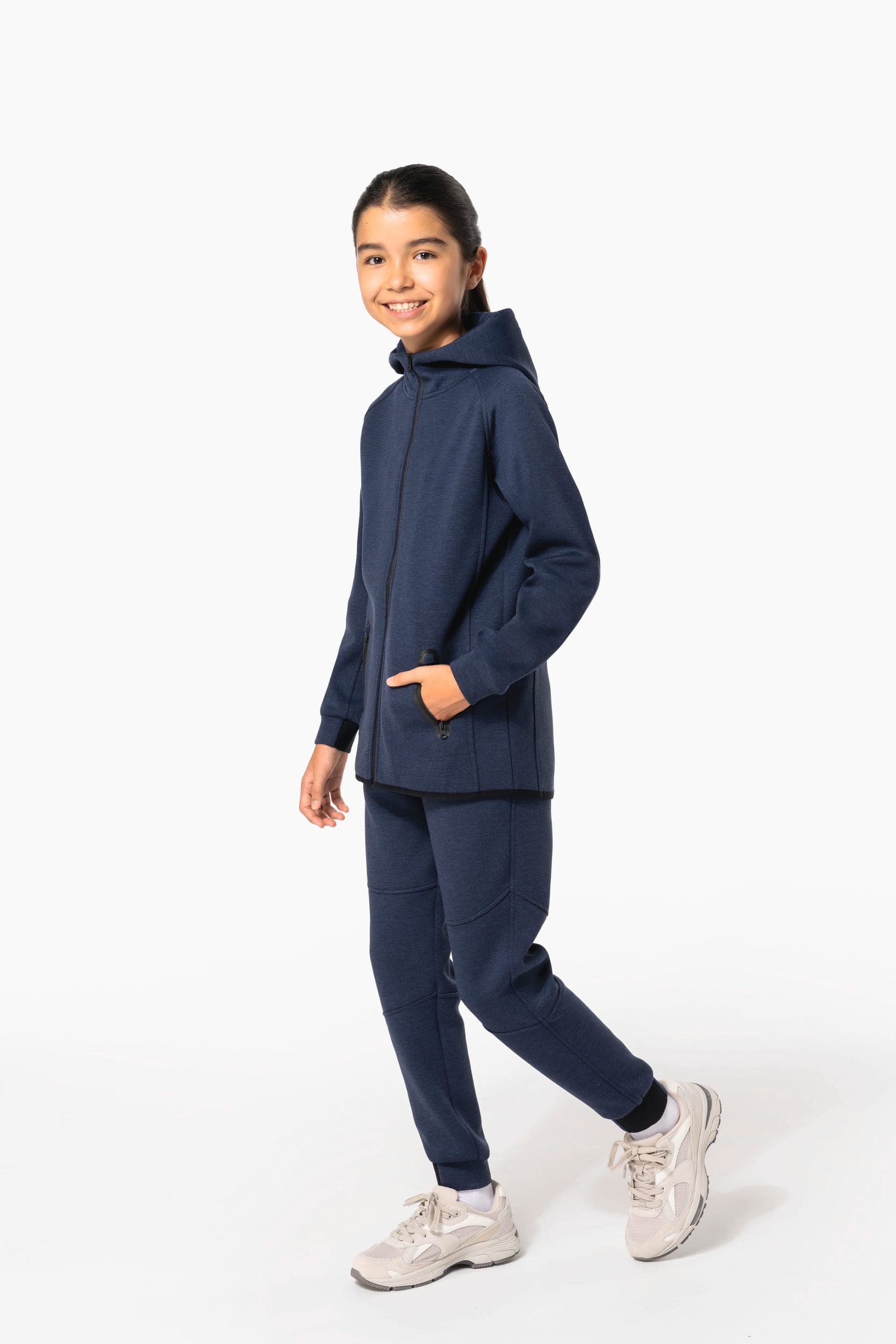 Veste à capuche performance enfant en situation