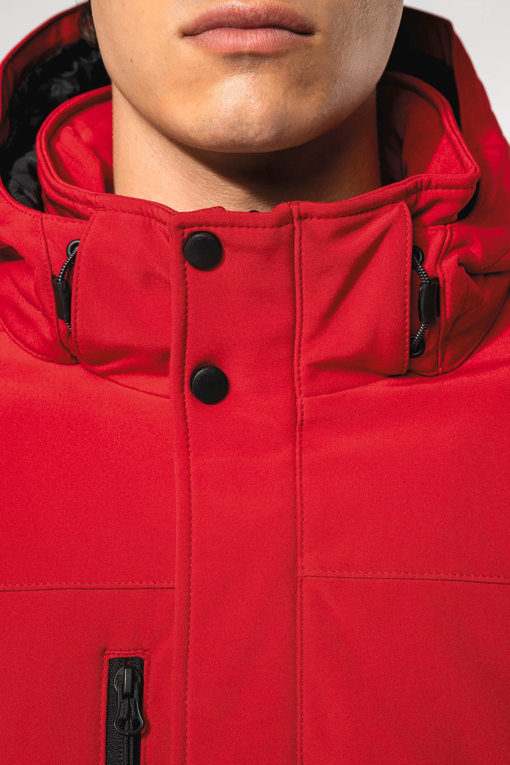 Parka softshell doublée capuche homme en situation