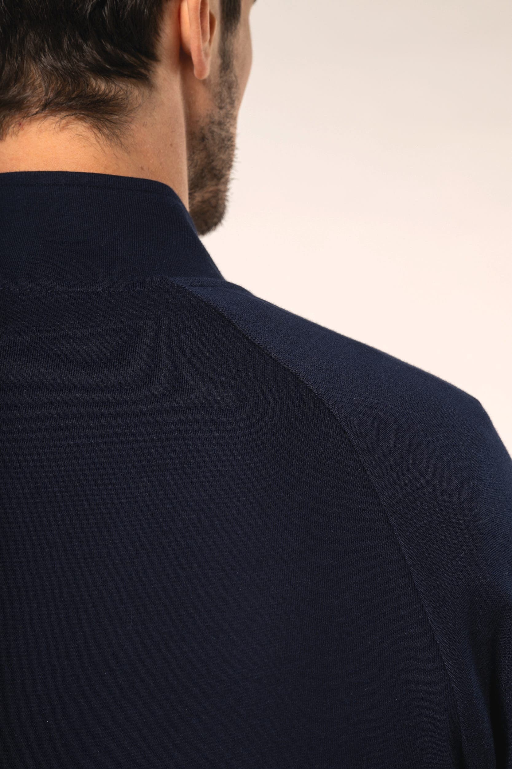 Veste zippée homme en situation