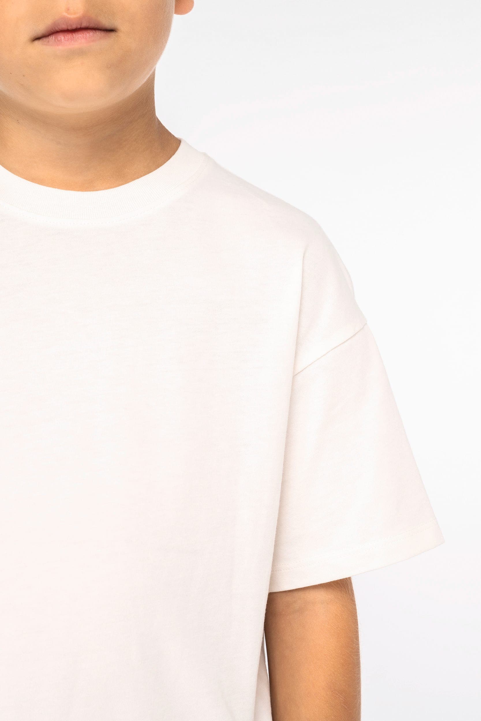 T-shirt écoresponsable oversize enfant en situation