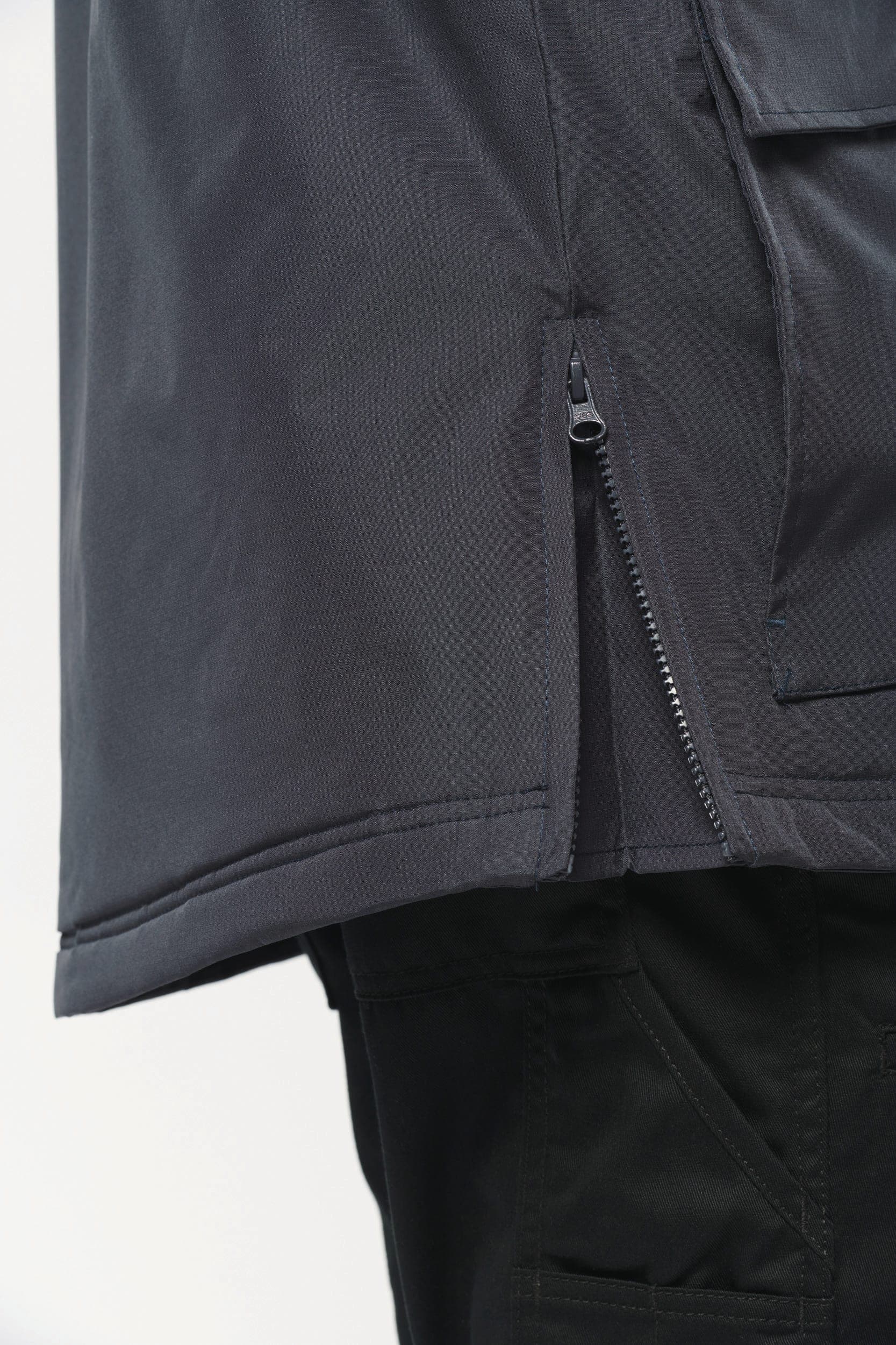 Parka workwear manches amovibles homme en situation