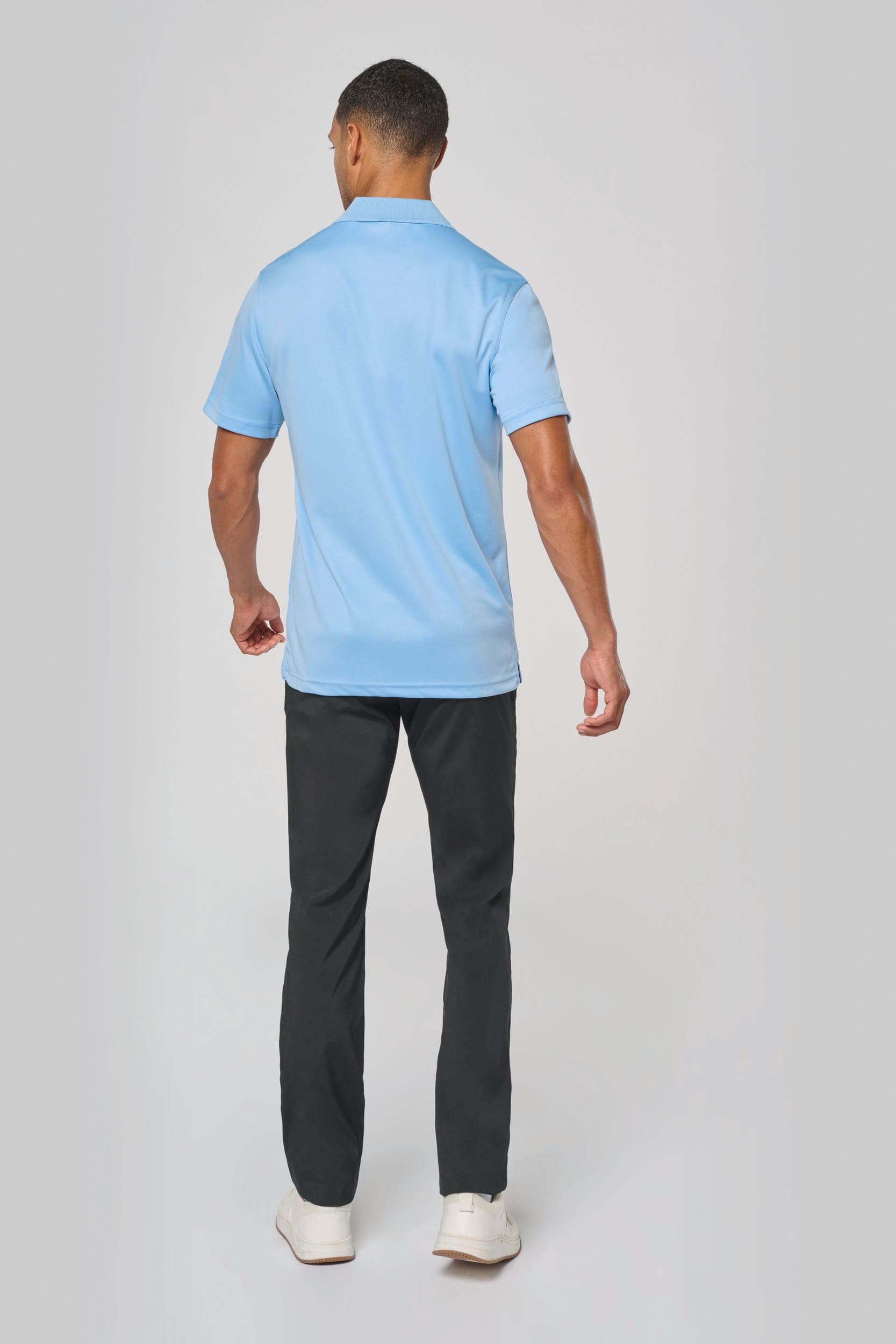 Pantalon homme en situation